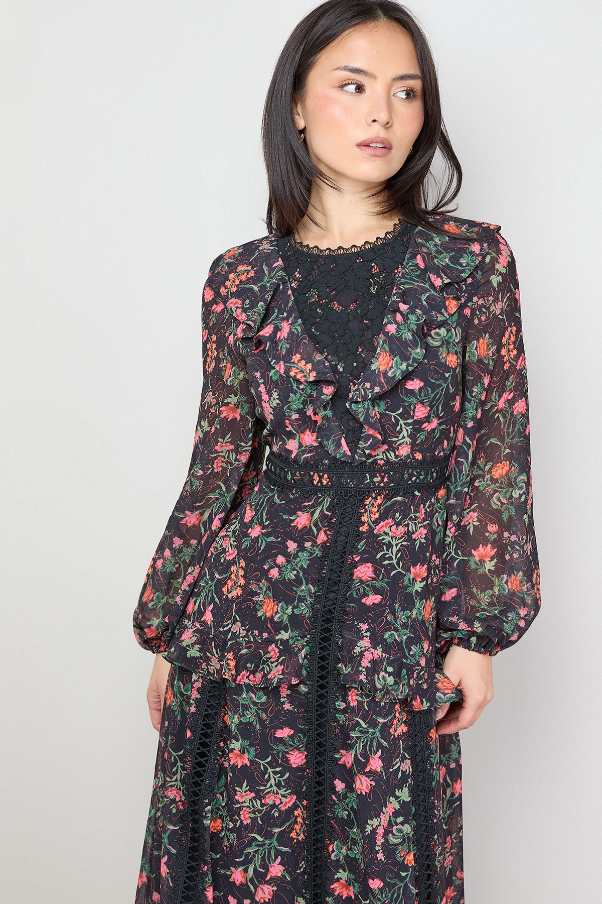 Oasis Petite Chiffon Printed Lace Trim Detail Ruffle Midi Dress