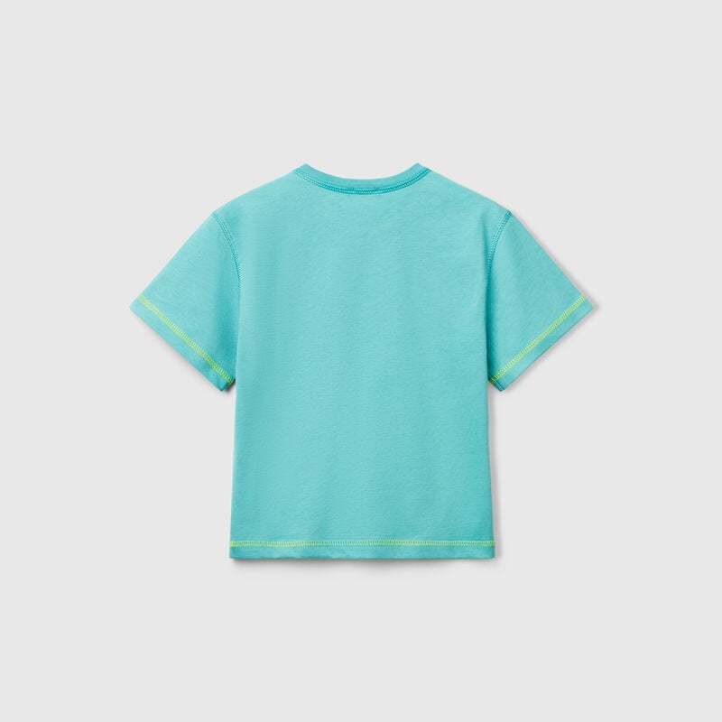 T-shirt with neon details