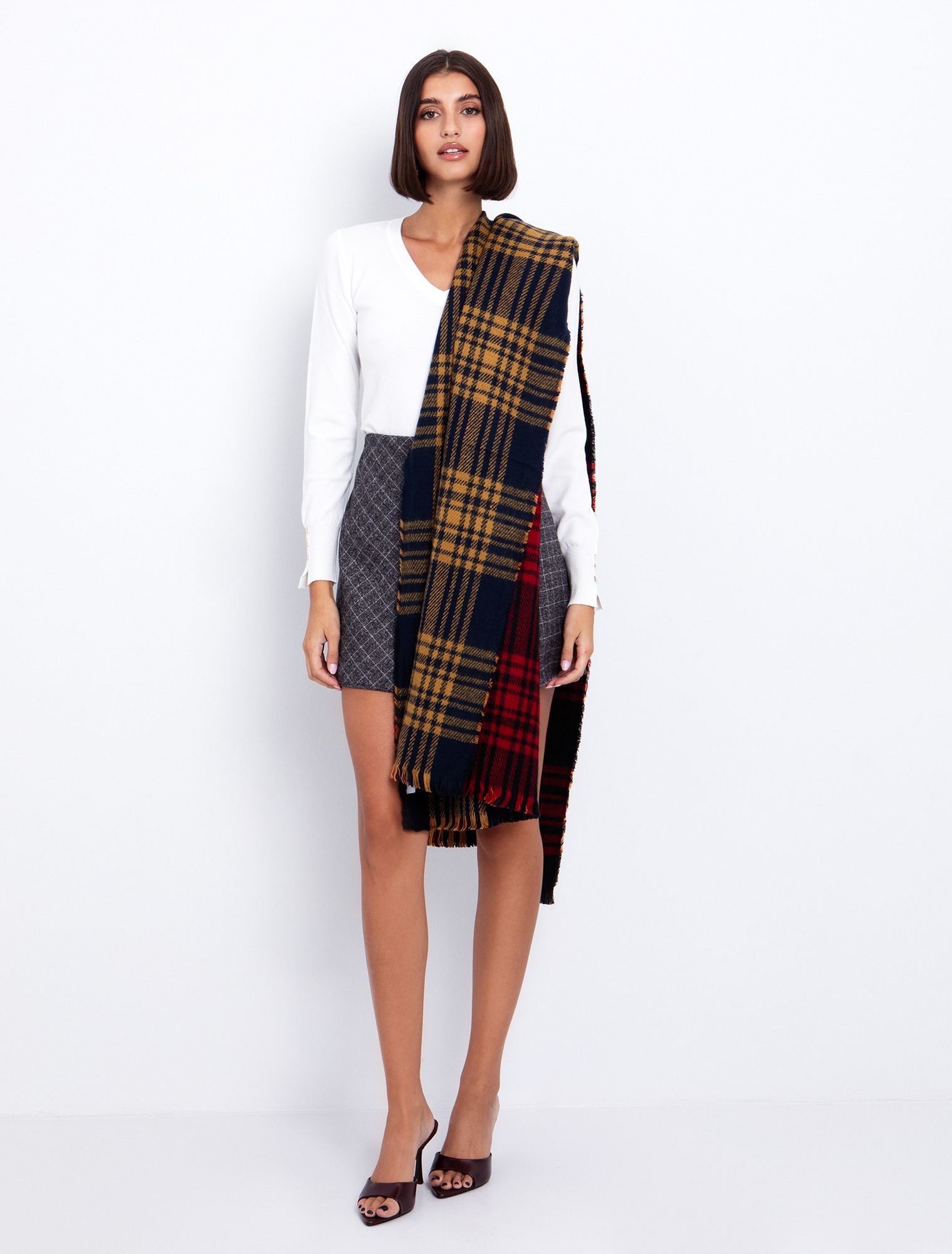 Basic πλεκτή μπλούζα V-λαιμόκοψη