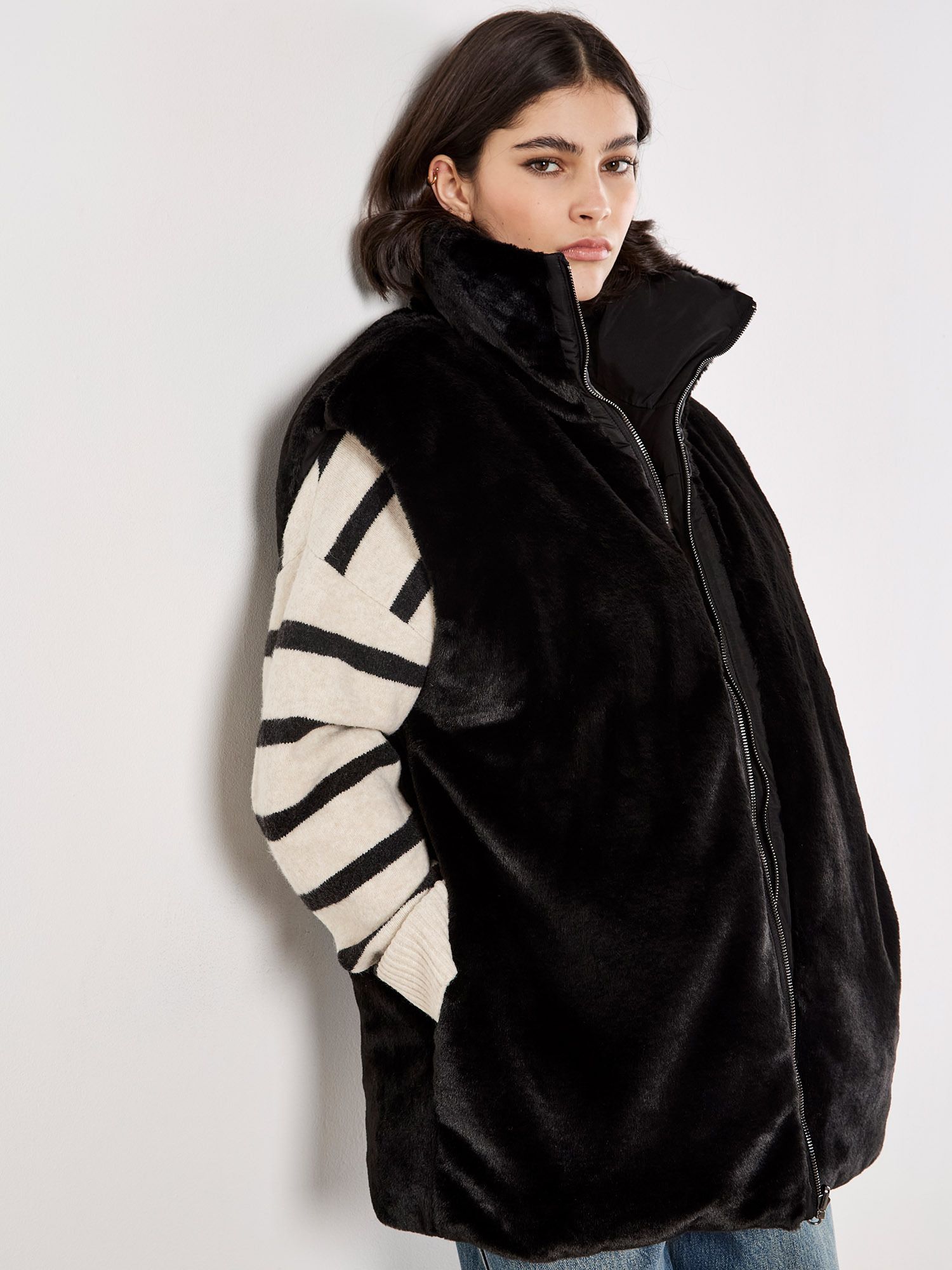Apricot Reversible Oversized Puffer Gilet