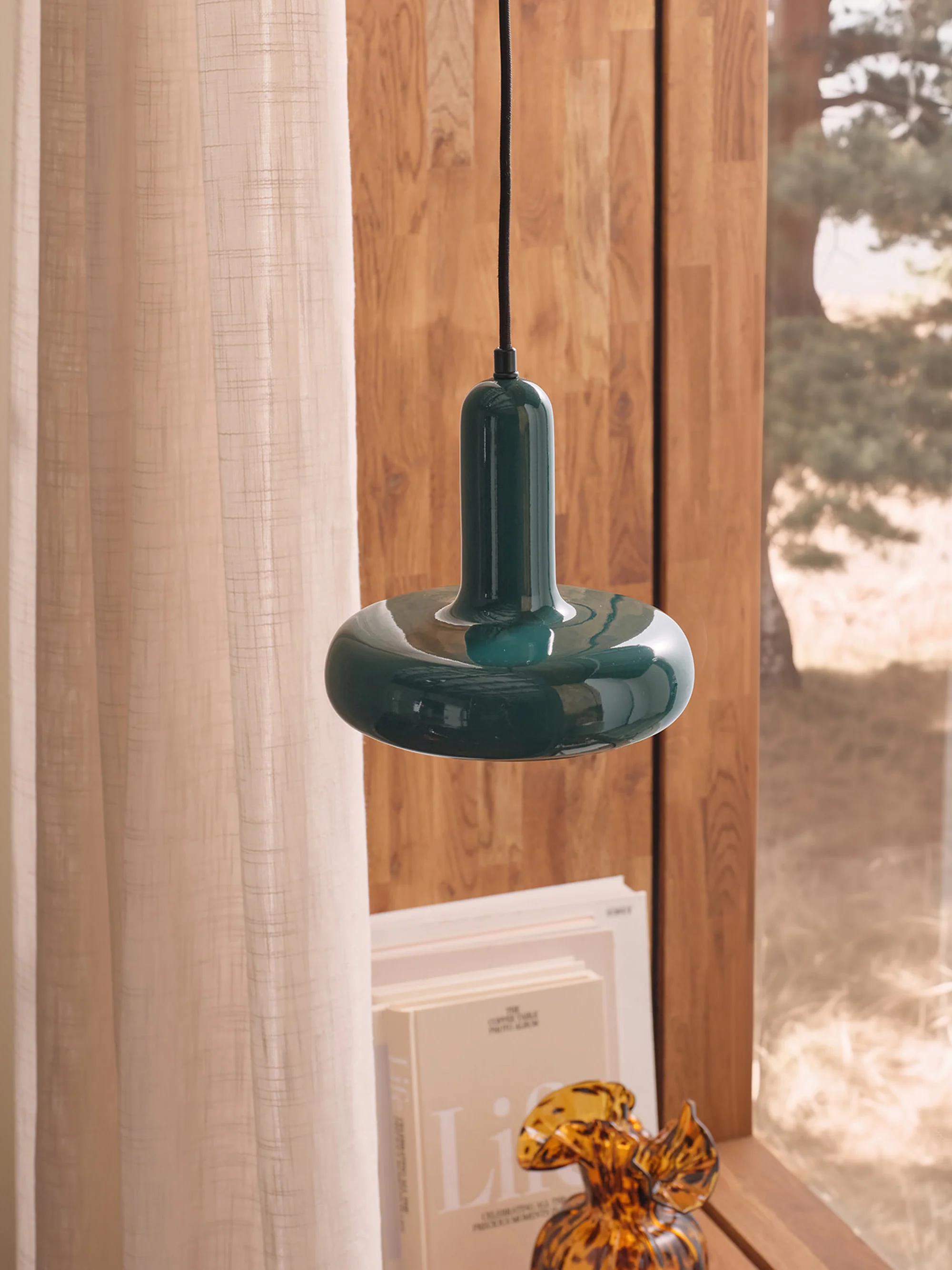 Kleine Pendelleuchte Ebba mit Stecker