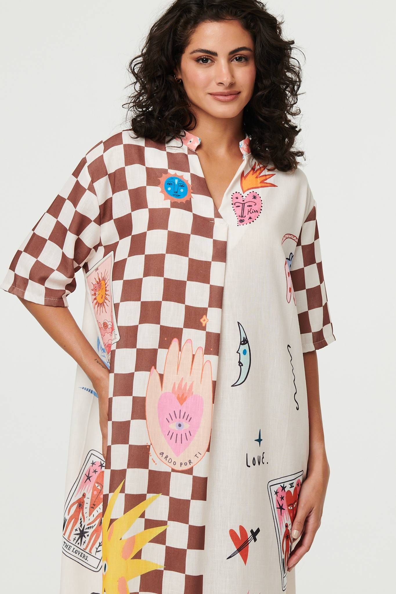 Izabel London Abstract 1/2 Sleeve Midi Shift Dress