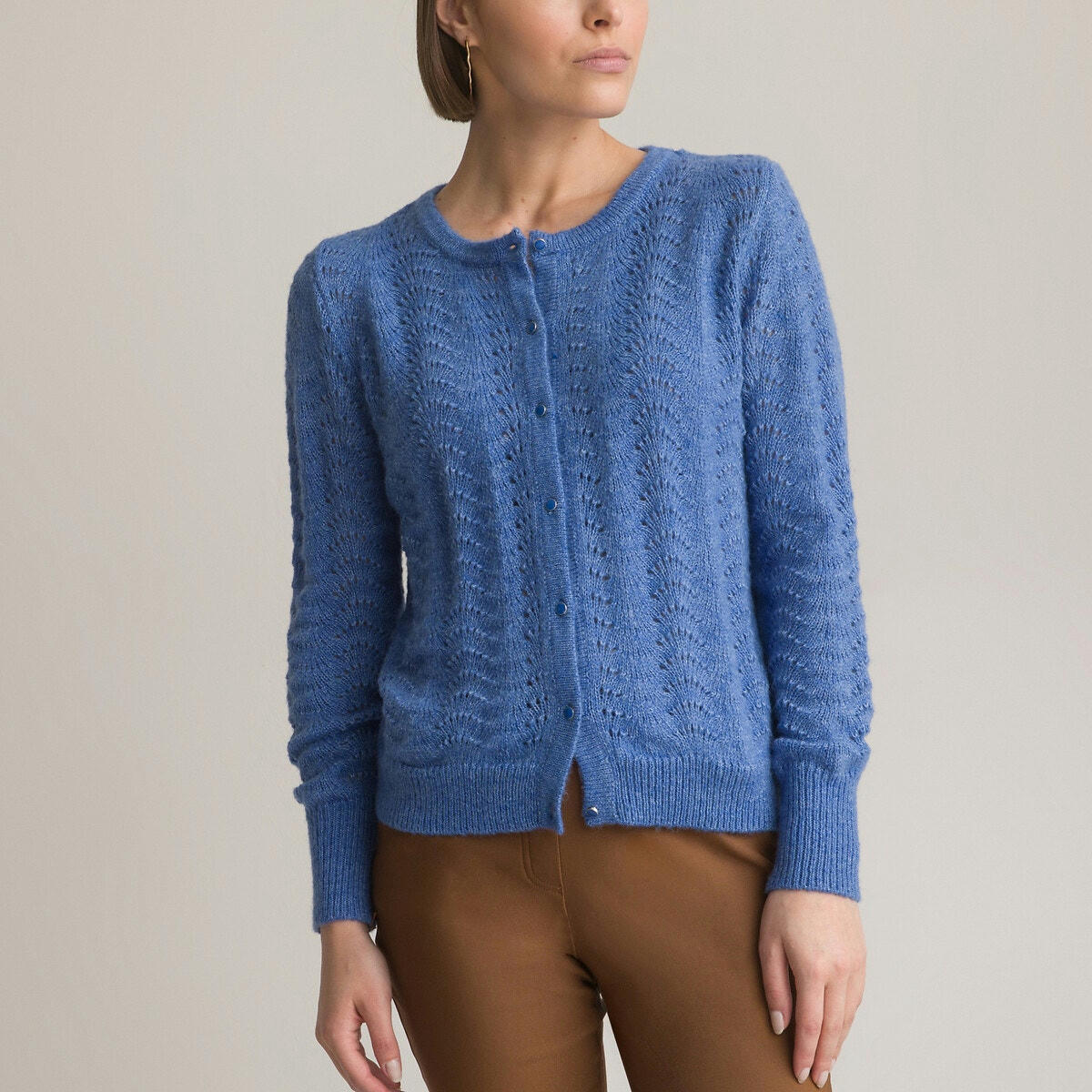 Gilet col rond en fine maille ajourée, boutonné