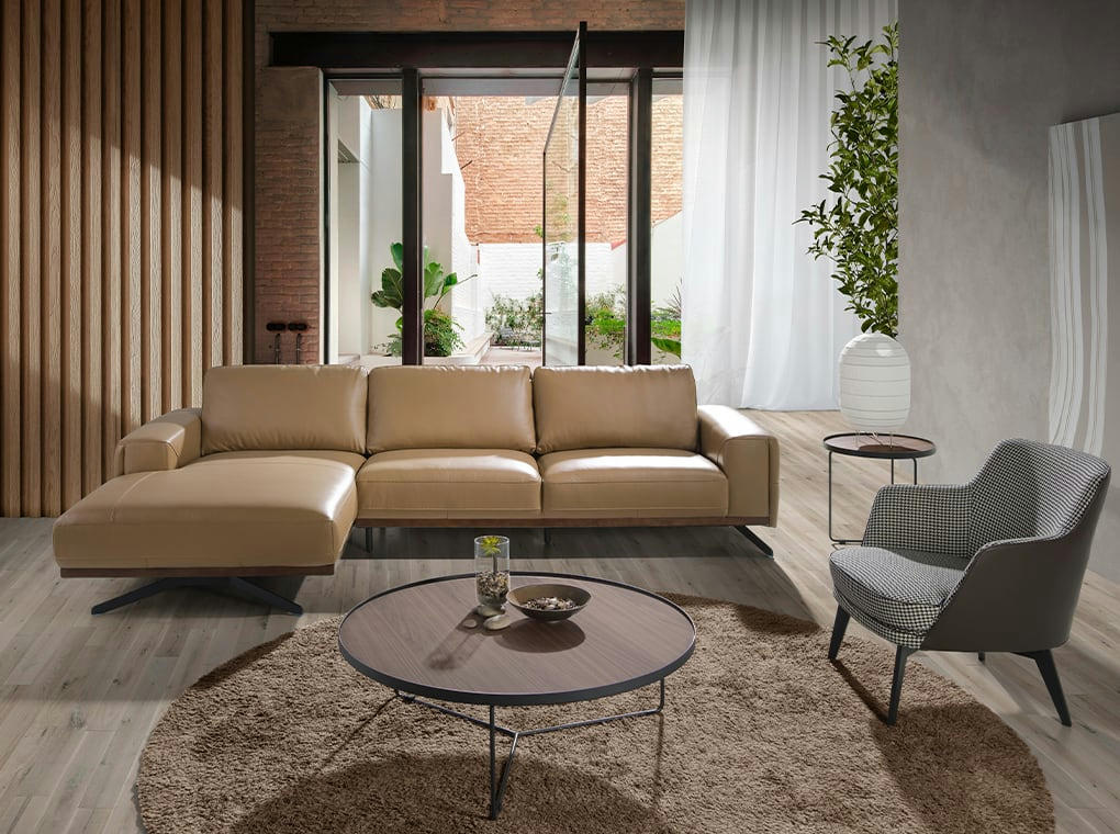 - Canapé d’angle en cuir sable et acier noir 5 places