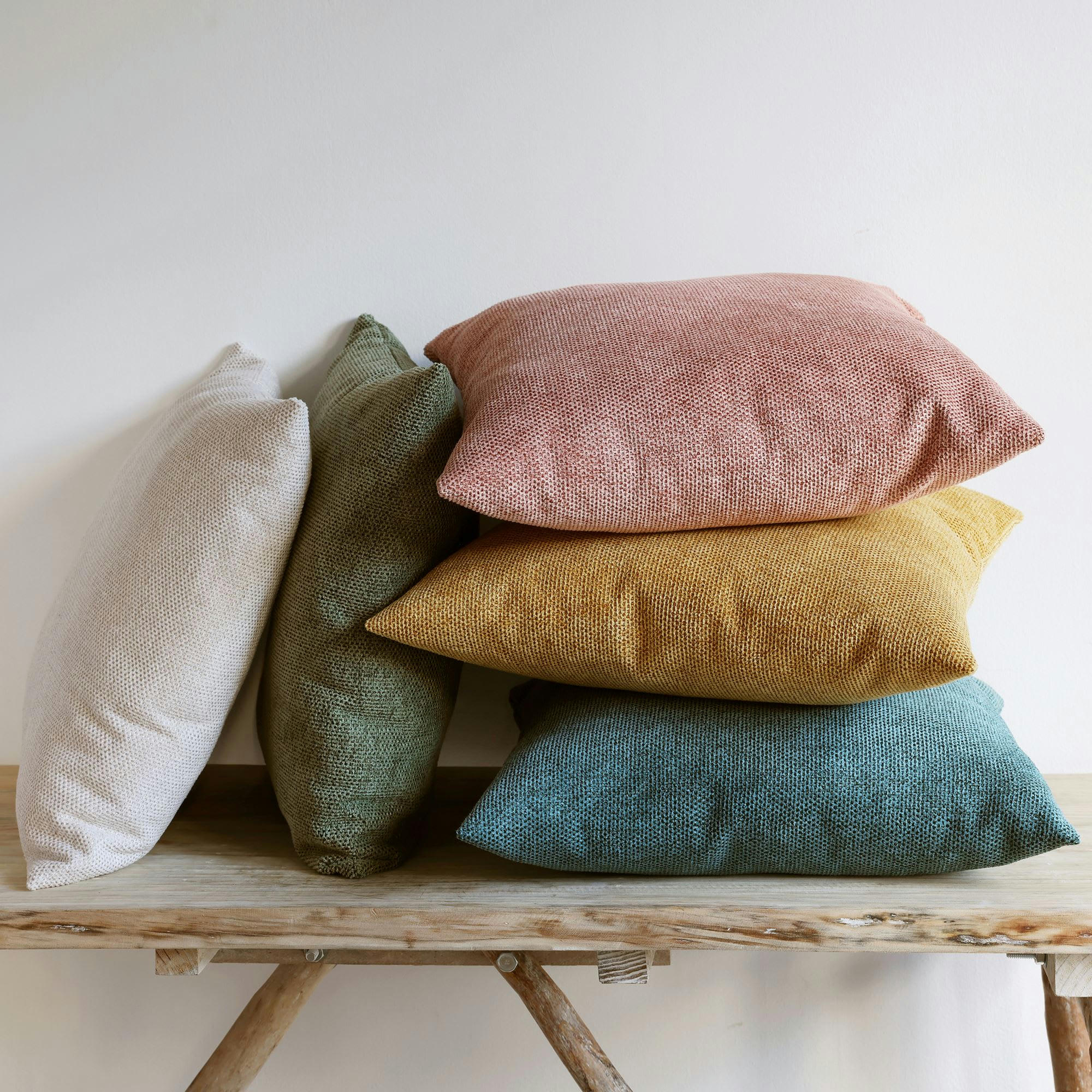 DIOSA - Coussin 40x40 rose vieux rose en polyester