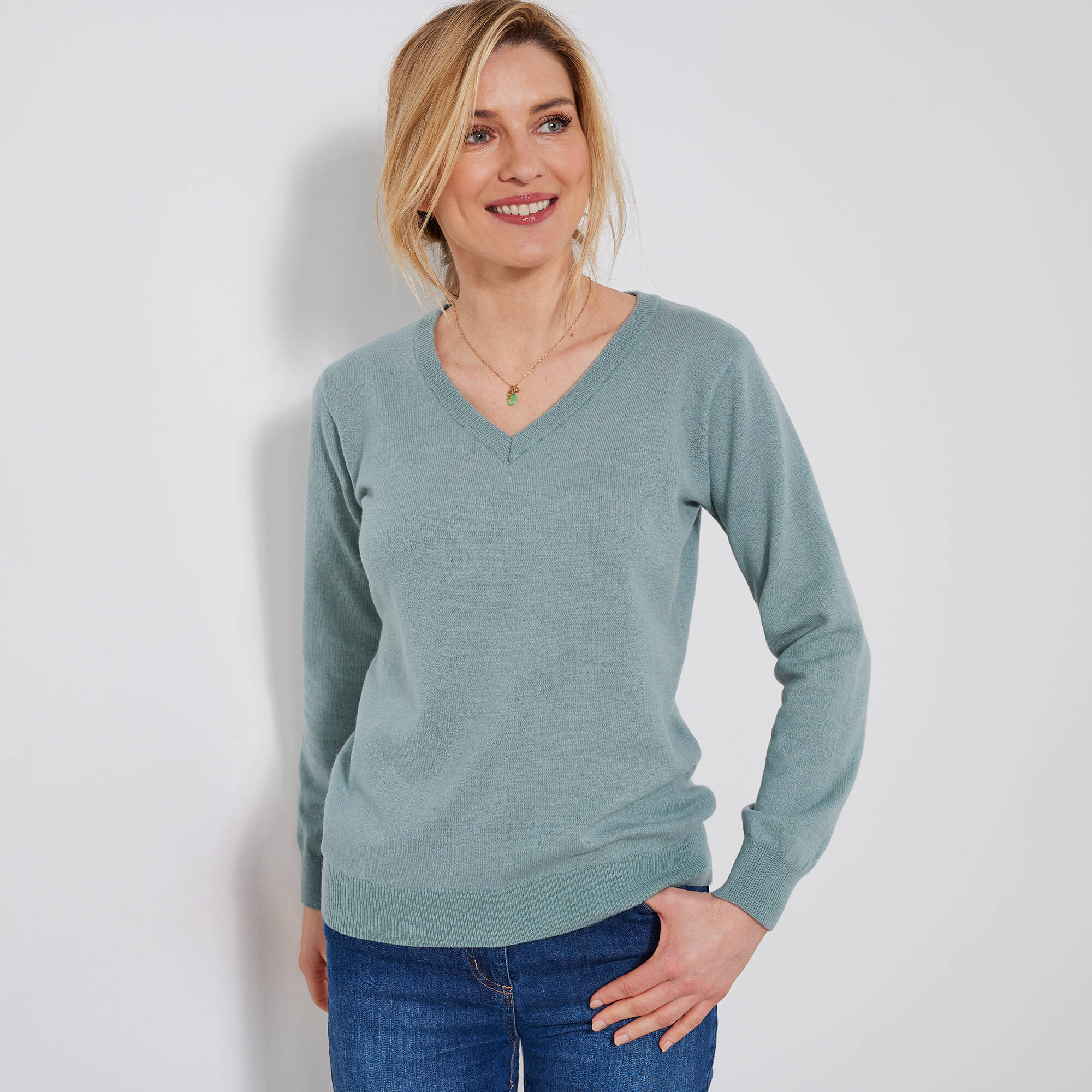 Pull col V, laine d'agneau