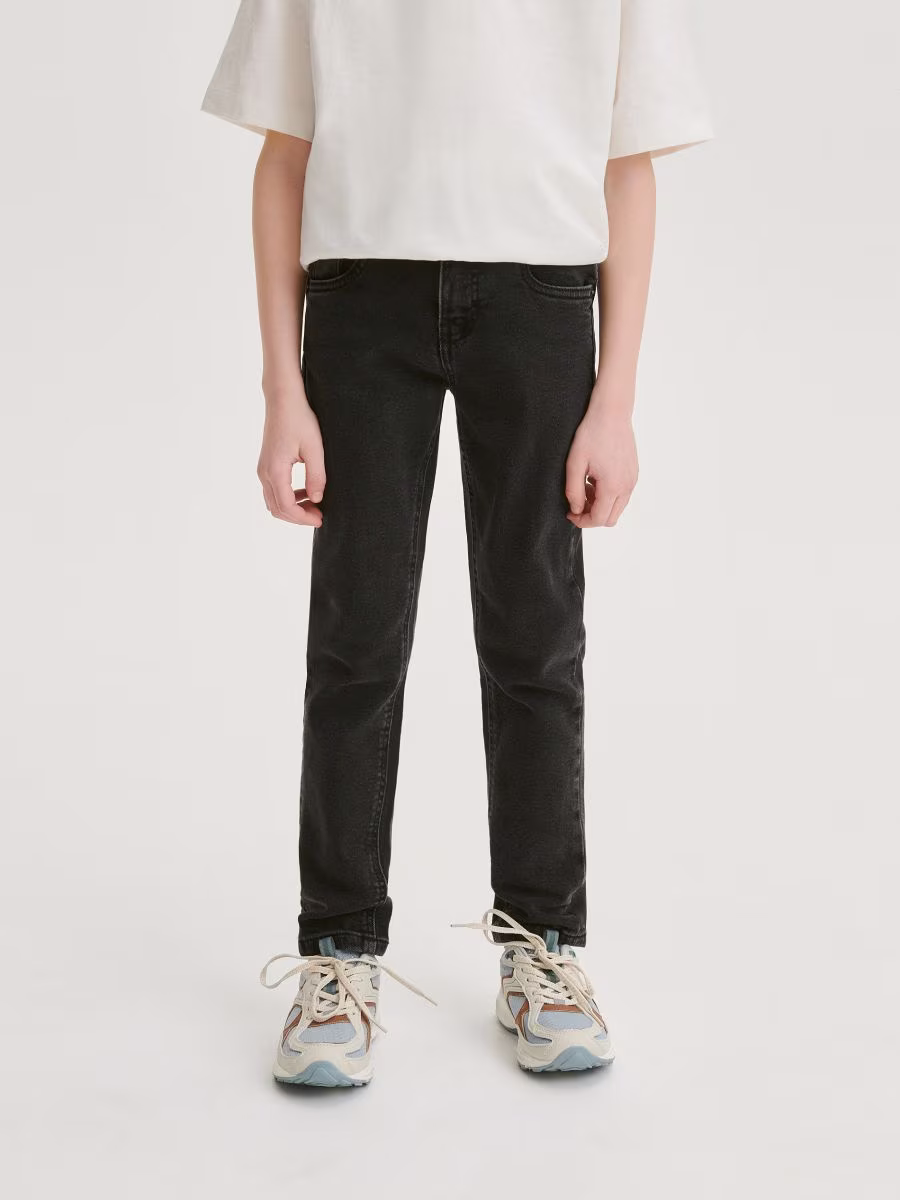 Elastic Slim Jeans