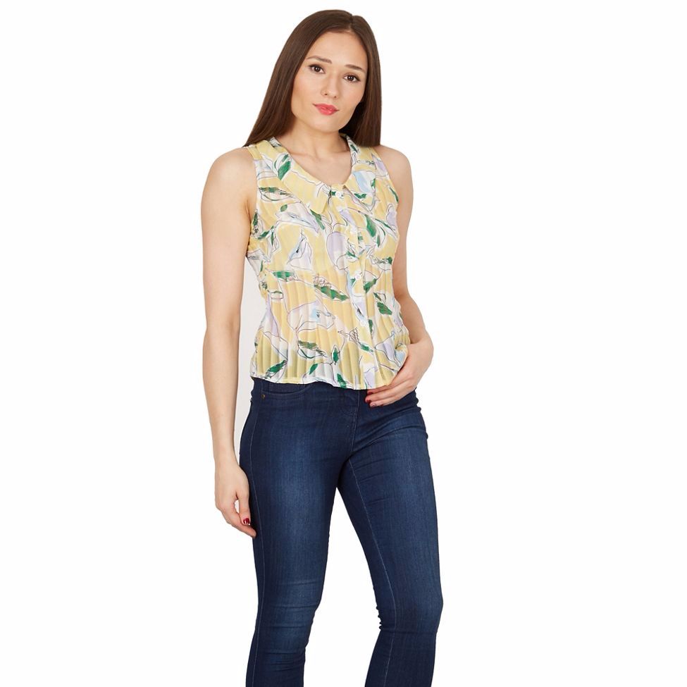 Cutie London Sleeveless Floral Pleated Blouse