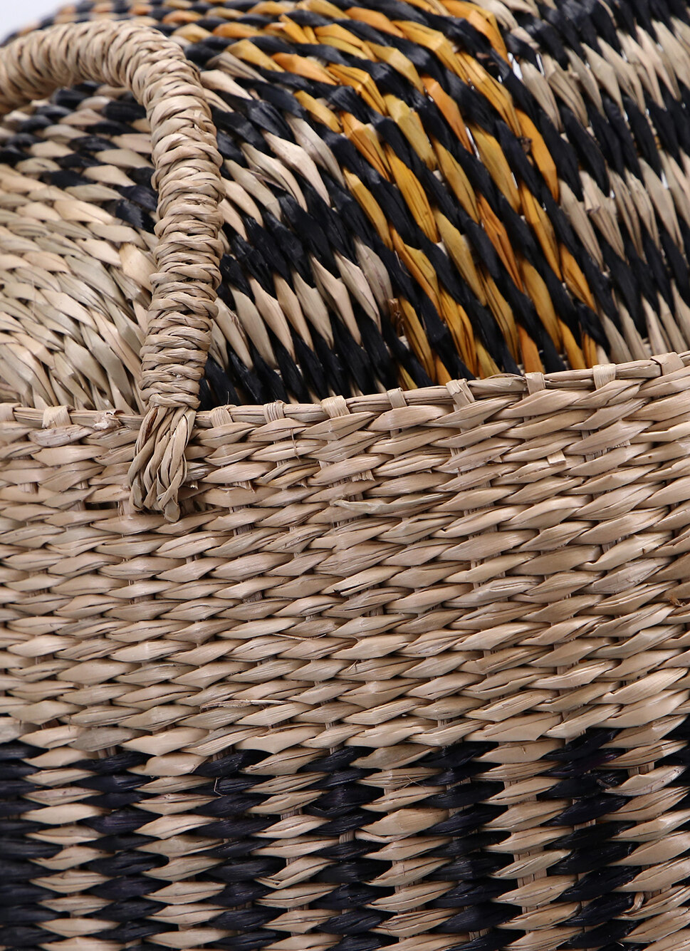 PETIT PANIER TRESSÉ AVEC ANSES NATUREL/NOIR/JAUNE