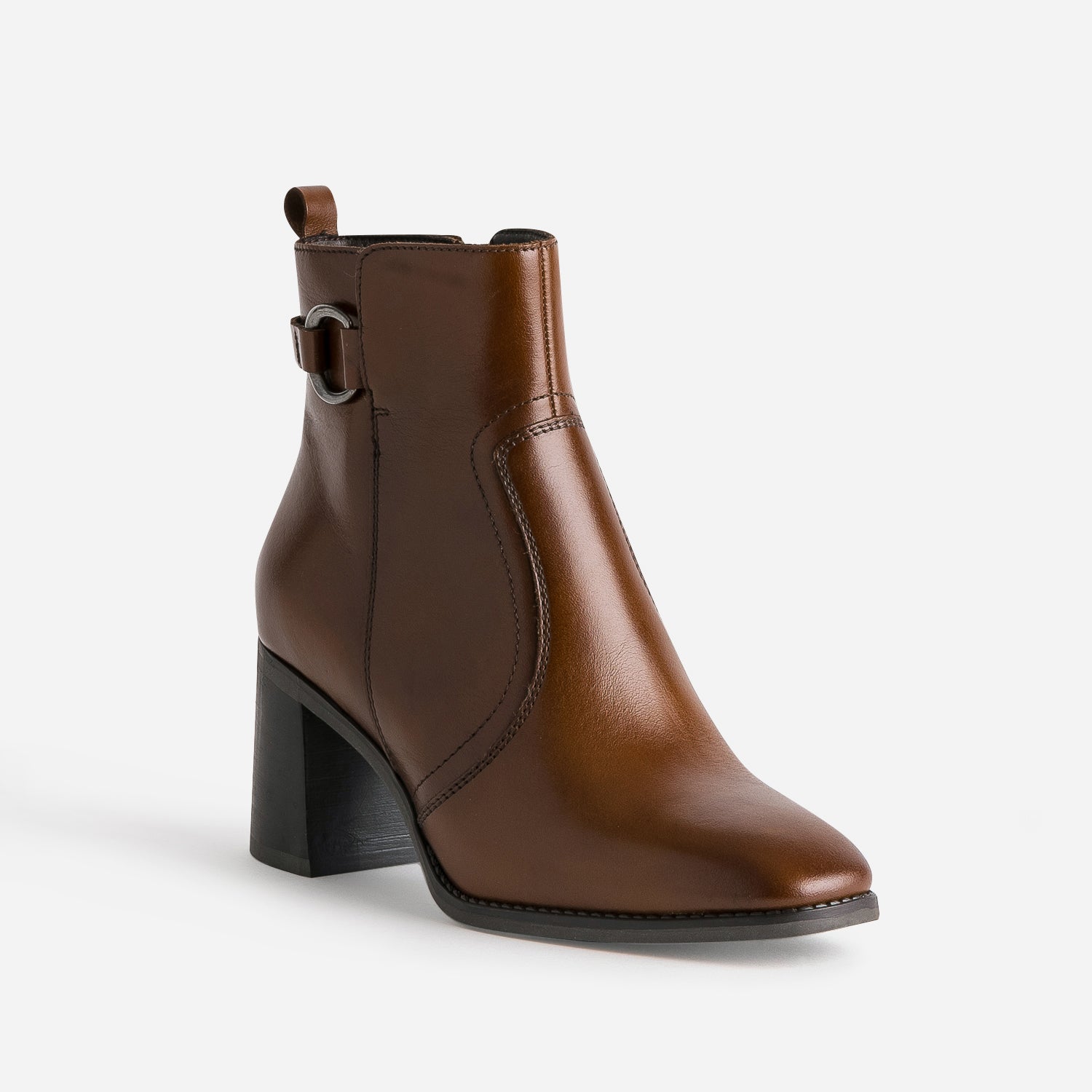 Boots marron en cuir à talon