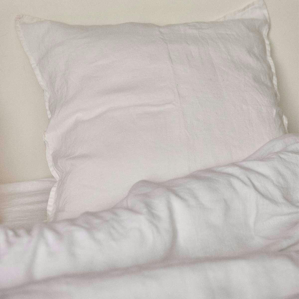 LES ESSENTIELS - Taie d'oreiller en lin lavé blanc 50x75