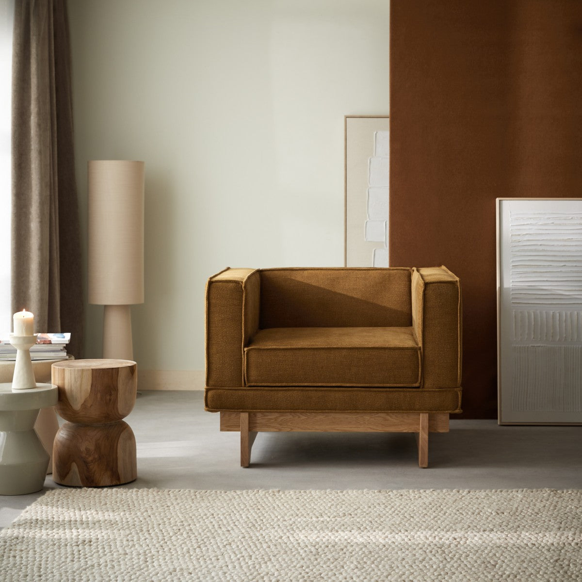 Tikamoon - Miu - Eikenhouten fauteuil met okerkleurige stof