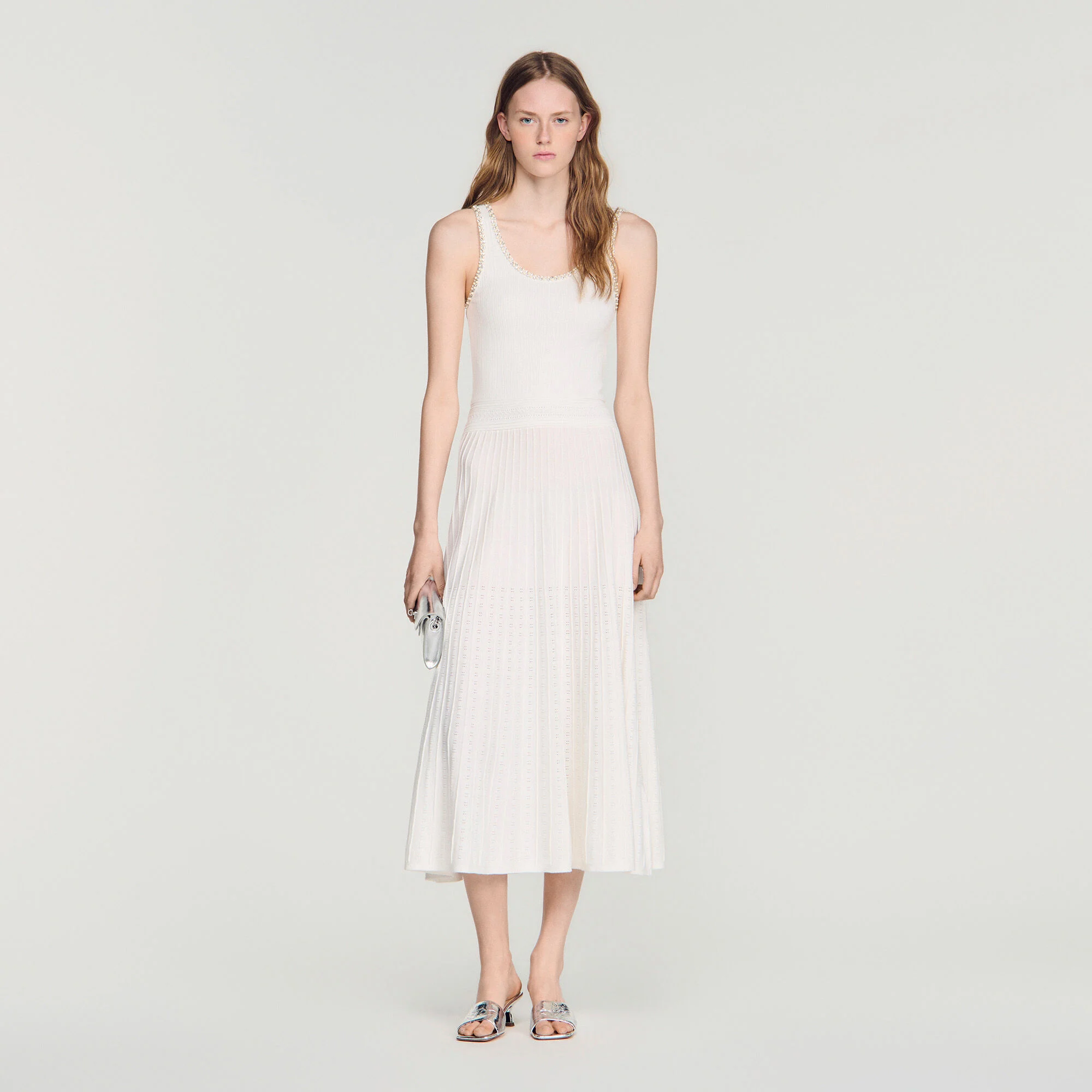 Robe longue en maille strassée