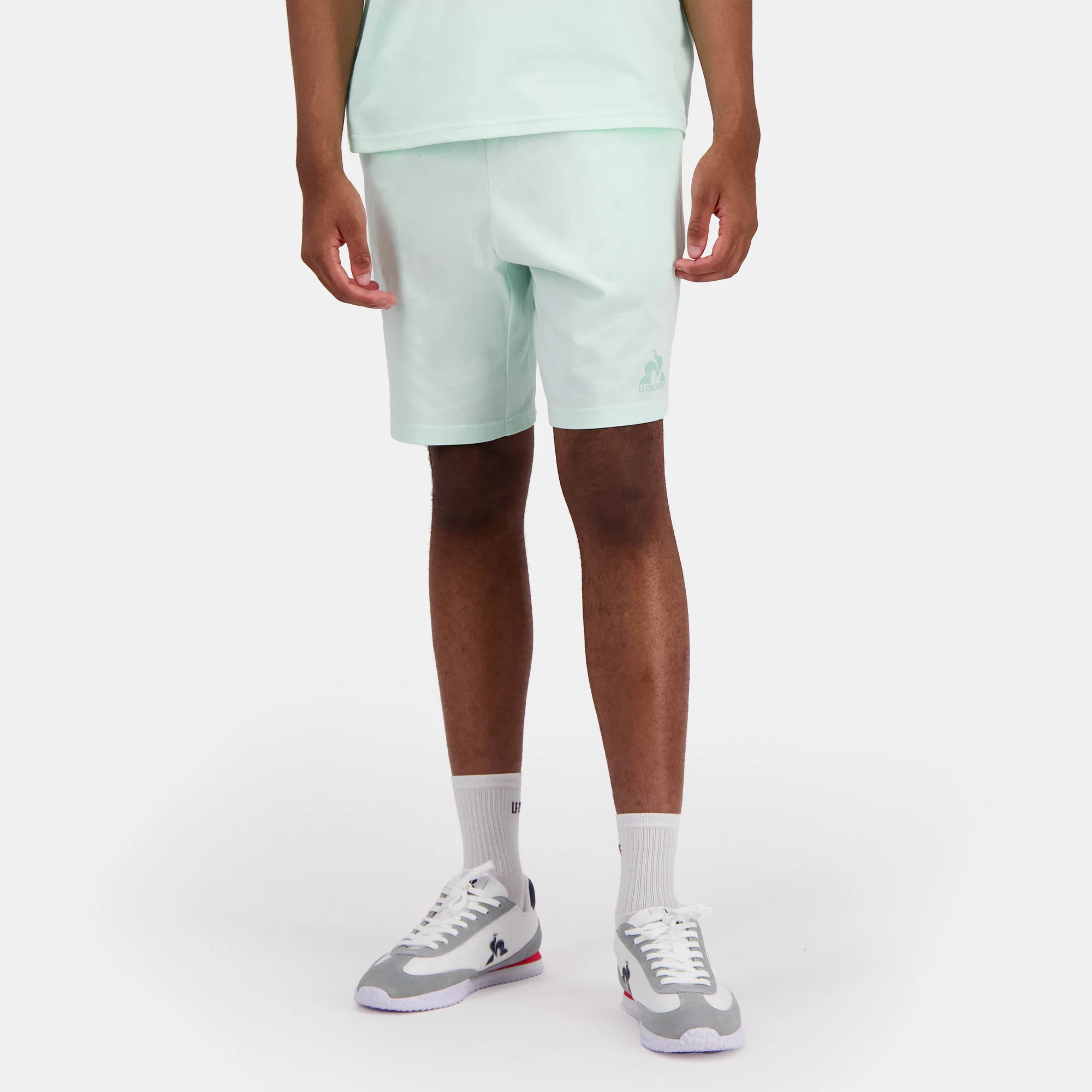 Short Essentiel en jersey de coton avec logo ton sur ton