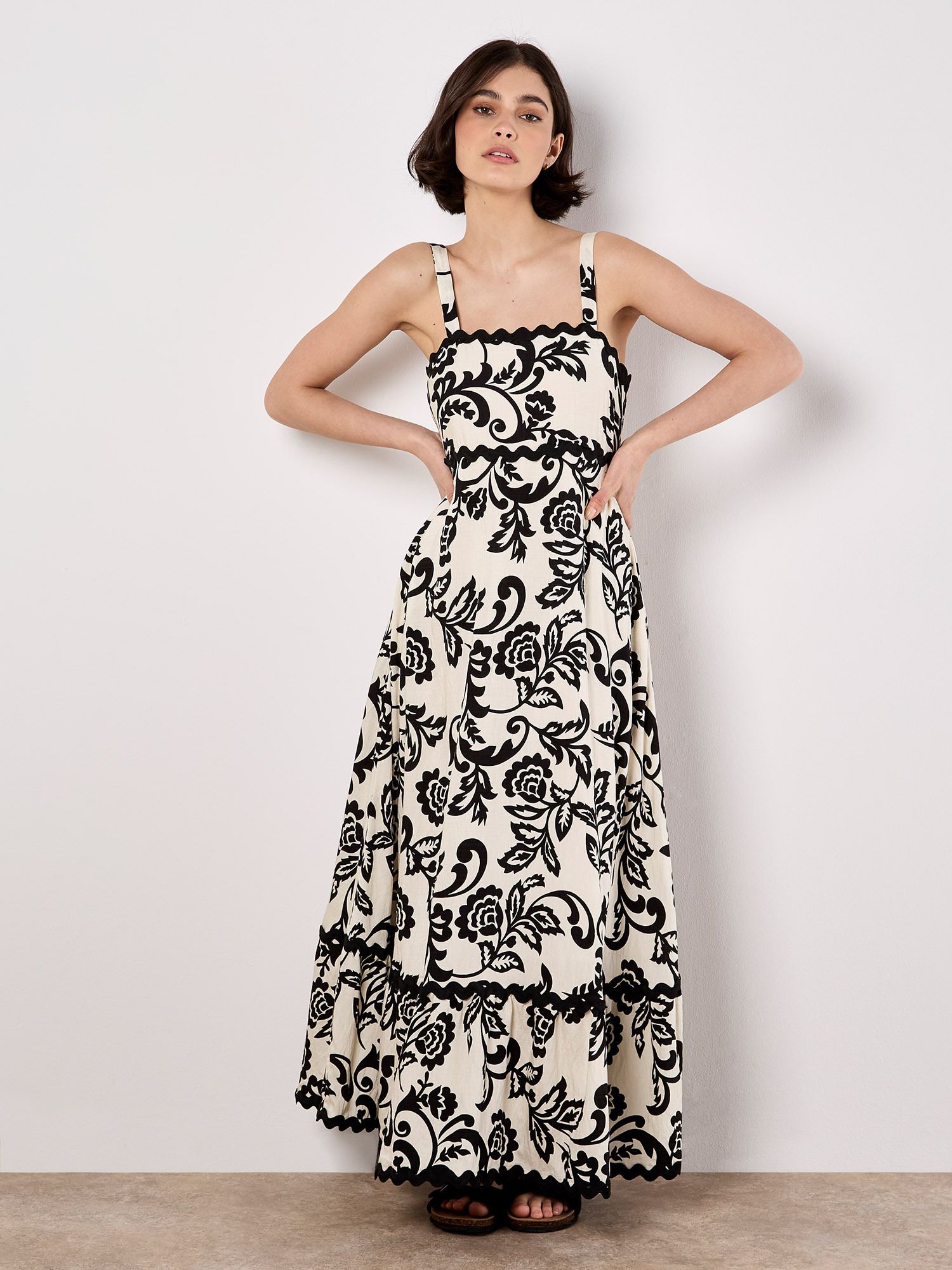 Apricot Monochrome Sarasa Floral Maxi Dress