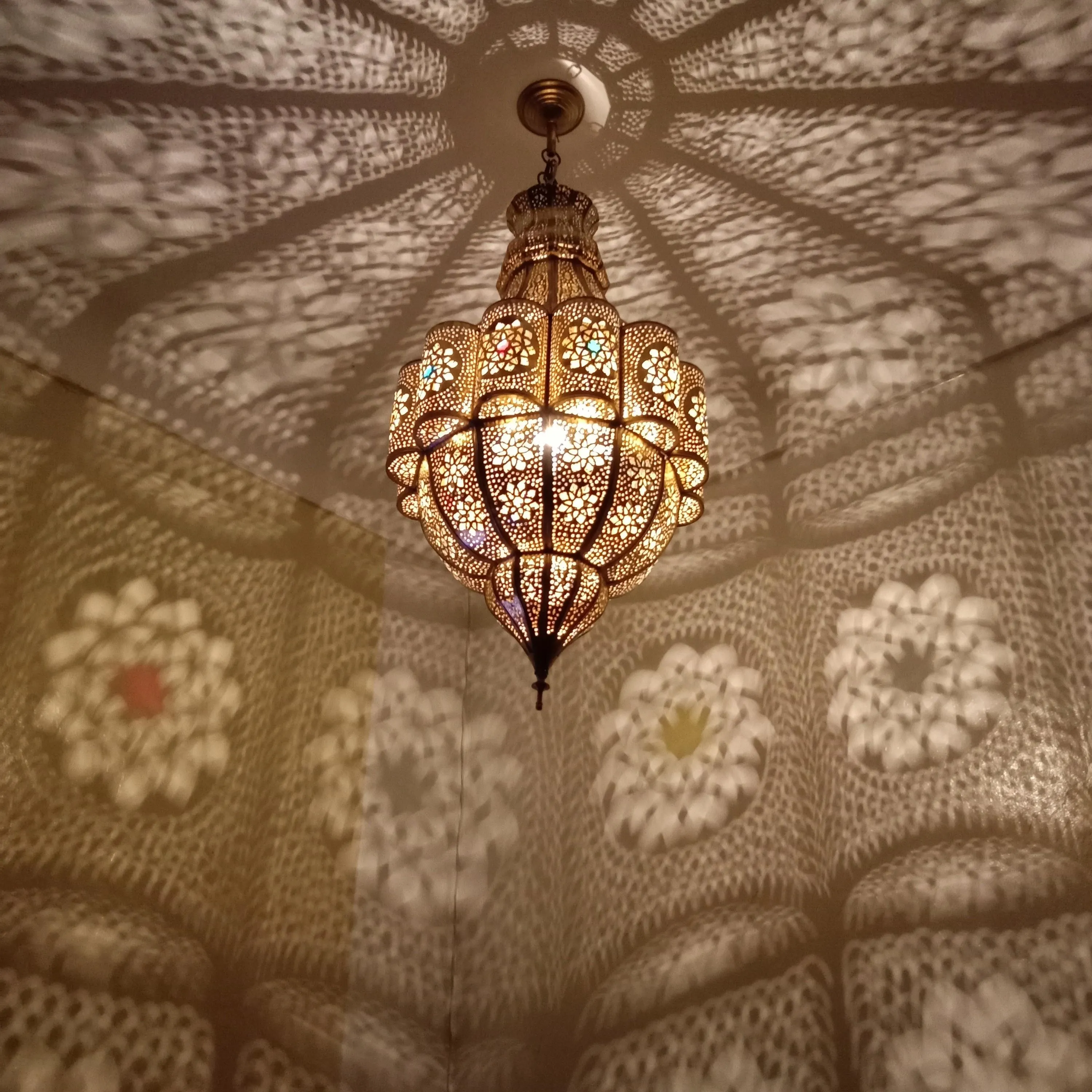 Moroccan Brass Pendant Light - Handmade Hanging Lantern Chandelier - Morocco Lampshades