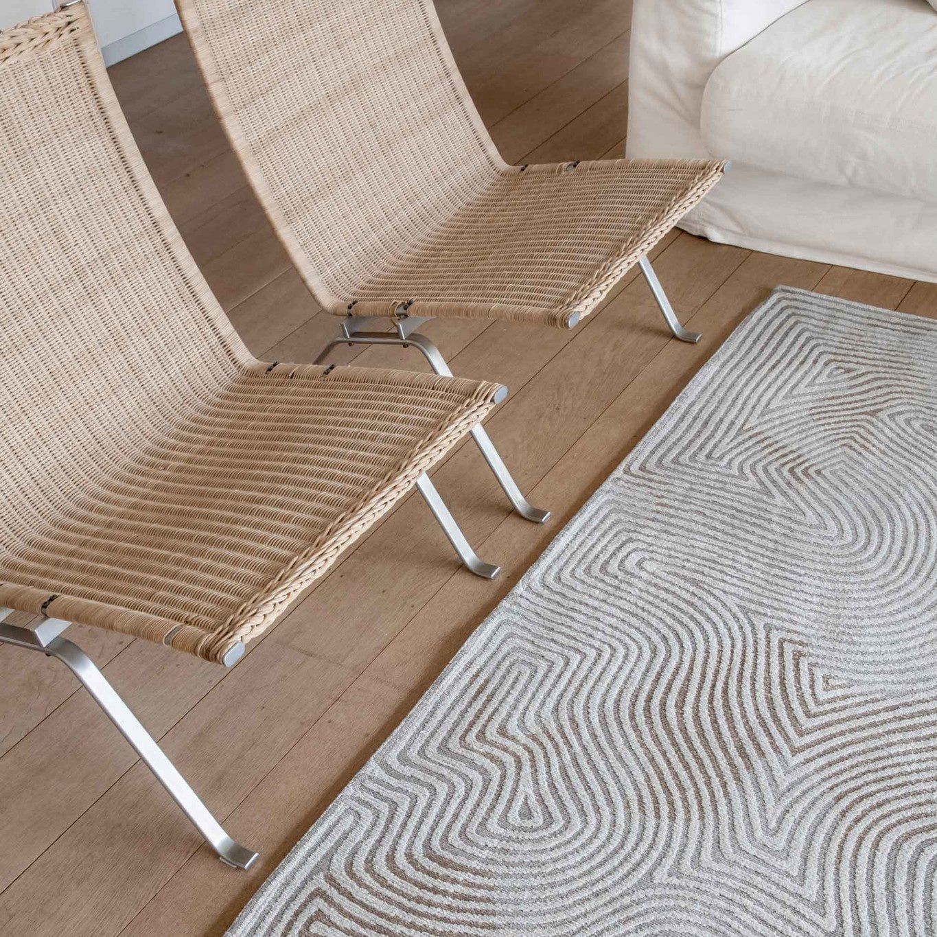 Louis de Poortere Coral Meditation Vloerkleed 280 x 390 cm - Oyster Wh