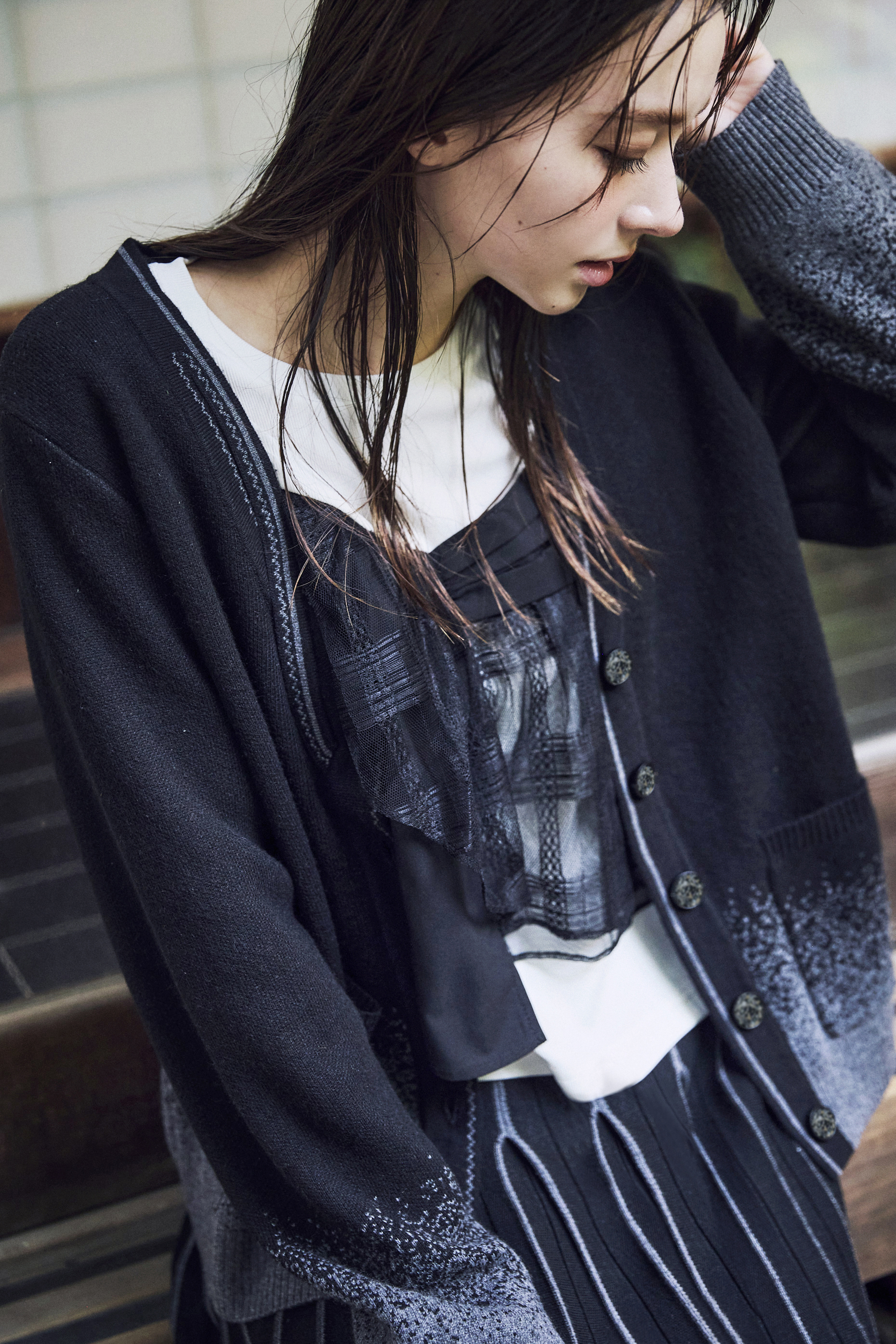 Contrast-stitch Cardigan - 25WDJ276U