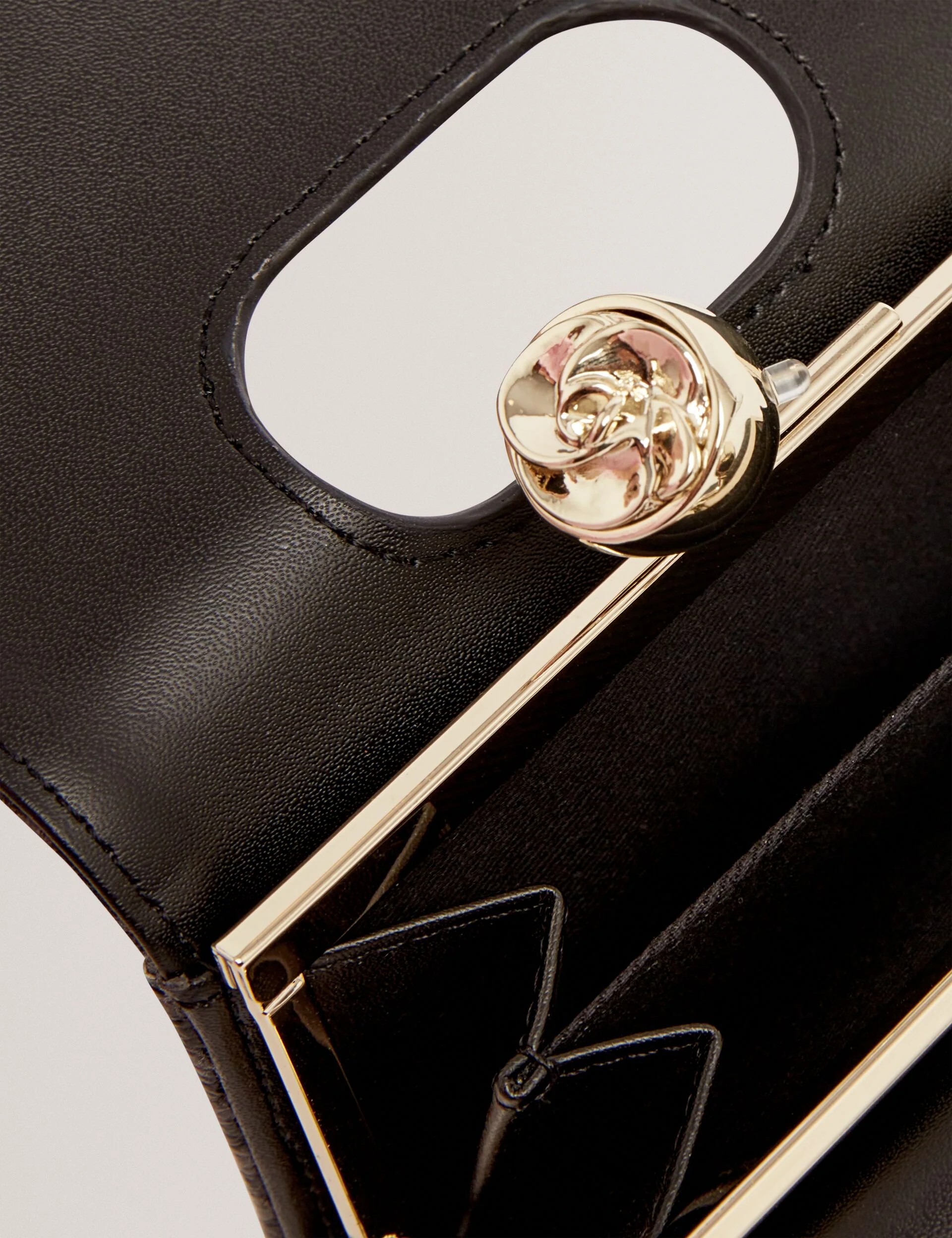 TULNA | BLACK