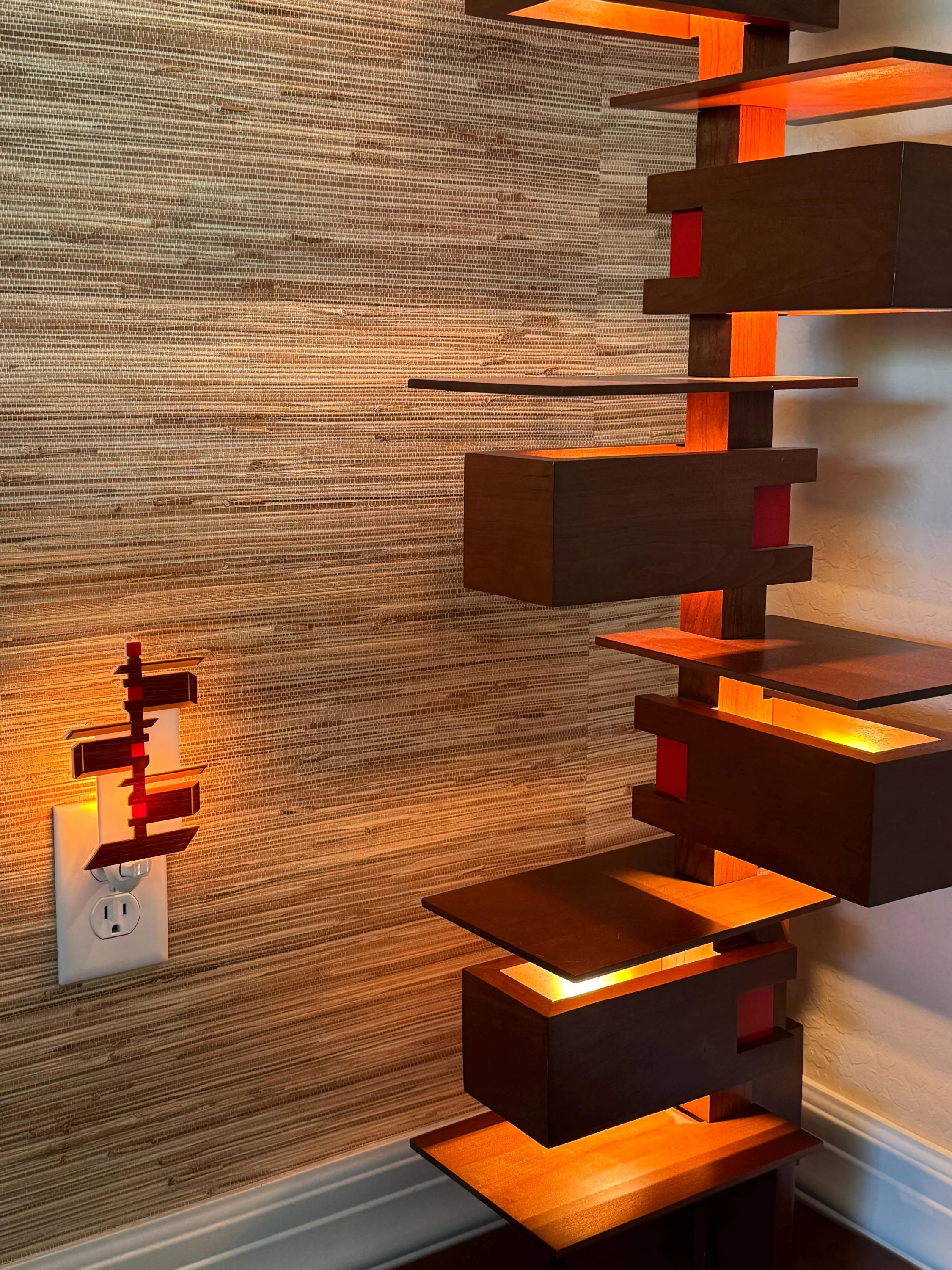 Taliesin Night Light: Frank Lloyd Wright-Inspired Mid Century Modern Lighting