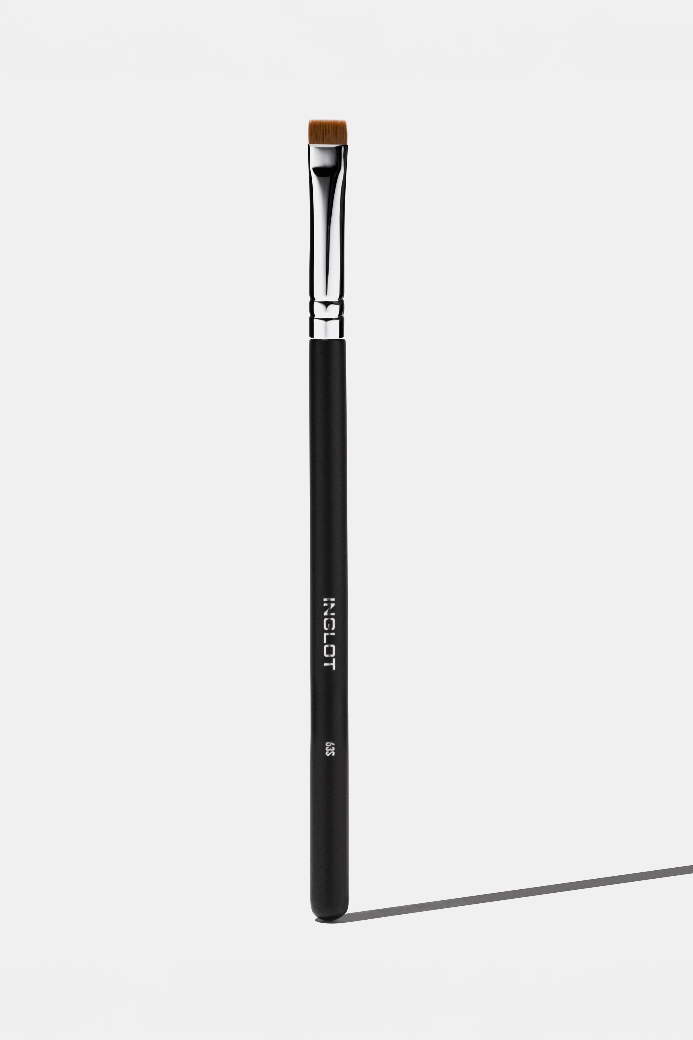 INGLOT Makeup Brush