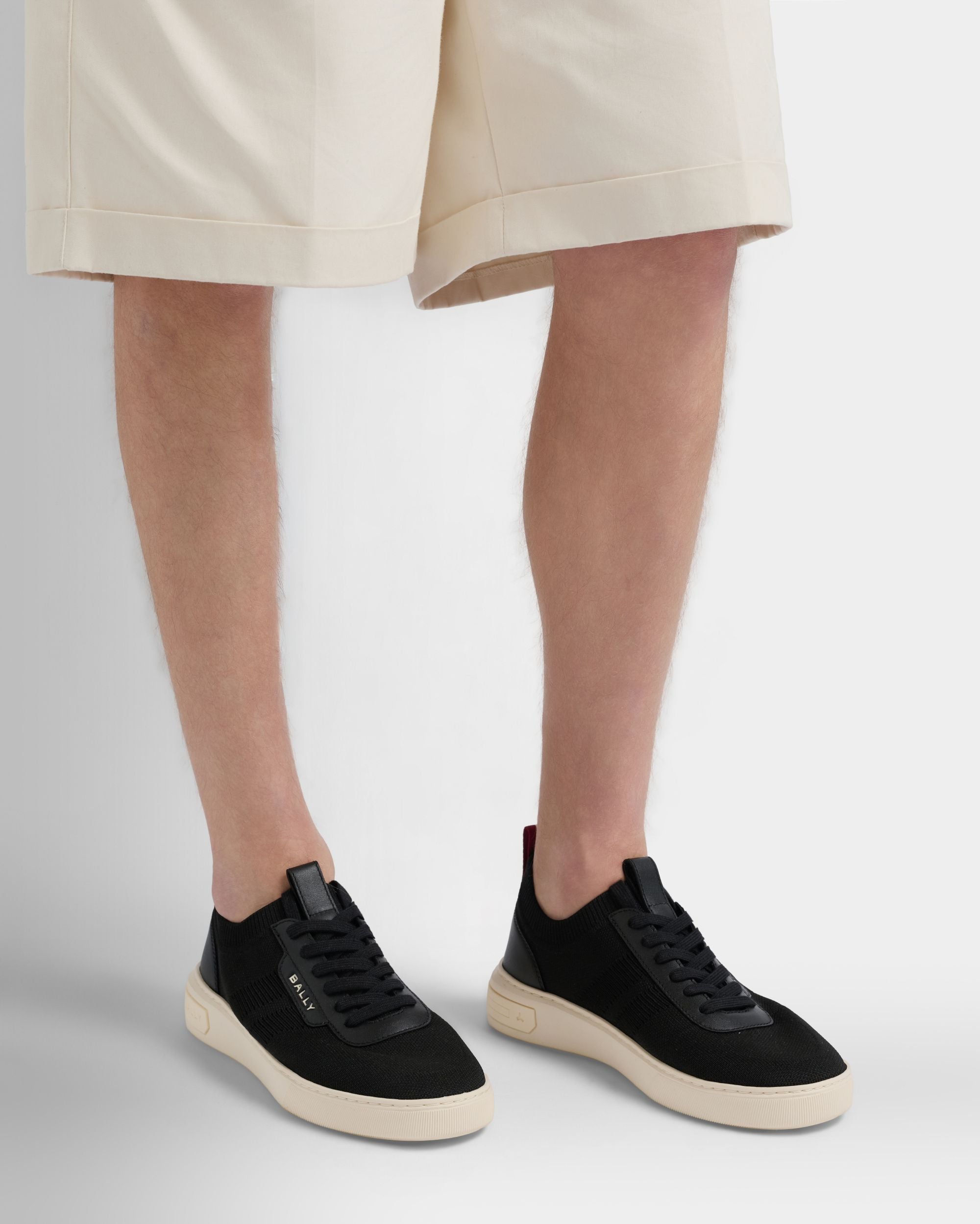 Bally Lift Sneaker aus schwarzem Stoff