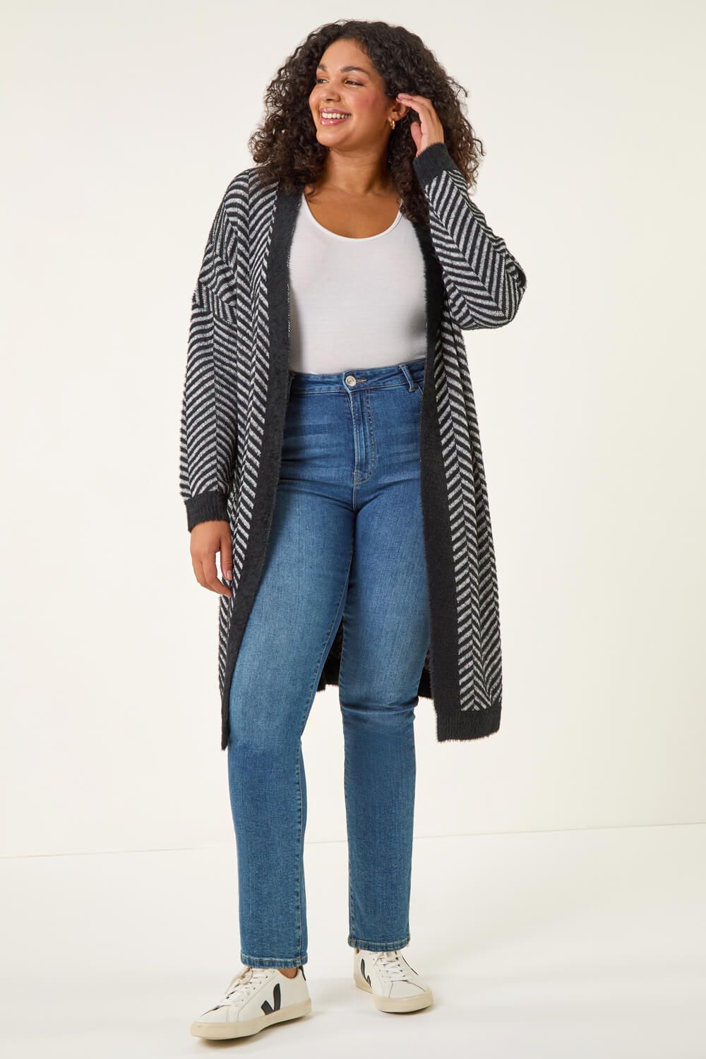 Roman Curve Chevron Fluffy Knit Cardigan