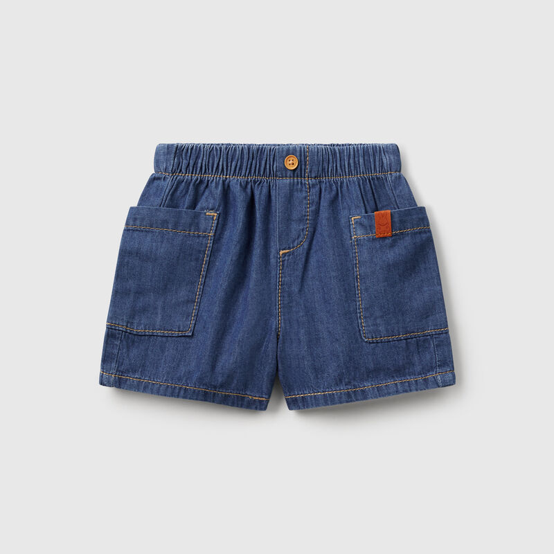 Light denim shorts