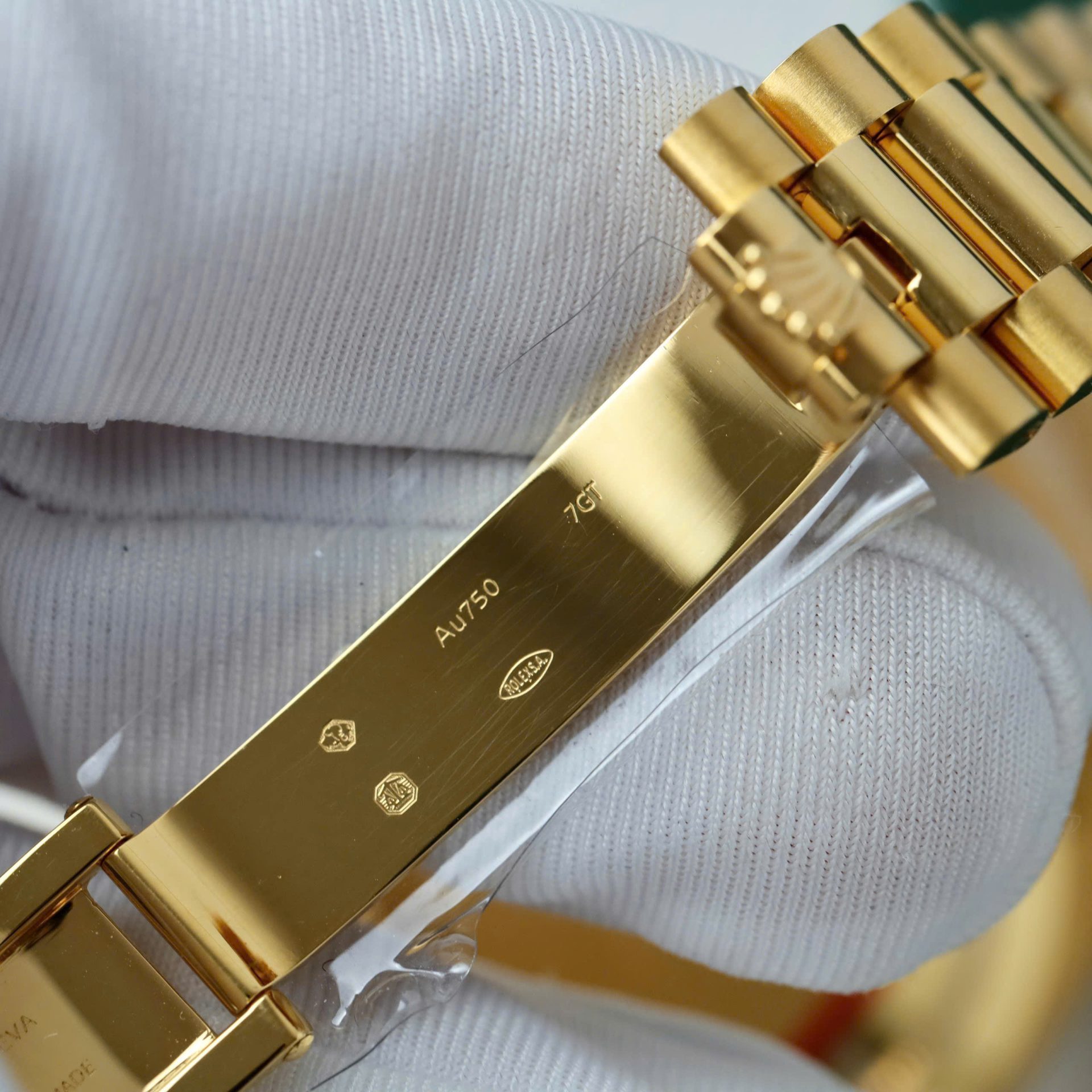 Rolex Day-Date 228238 YG Plated Champagne Roman Numeral Dial 40mm Super Clone