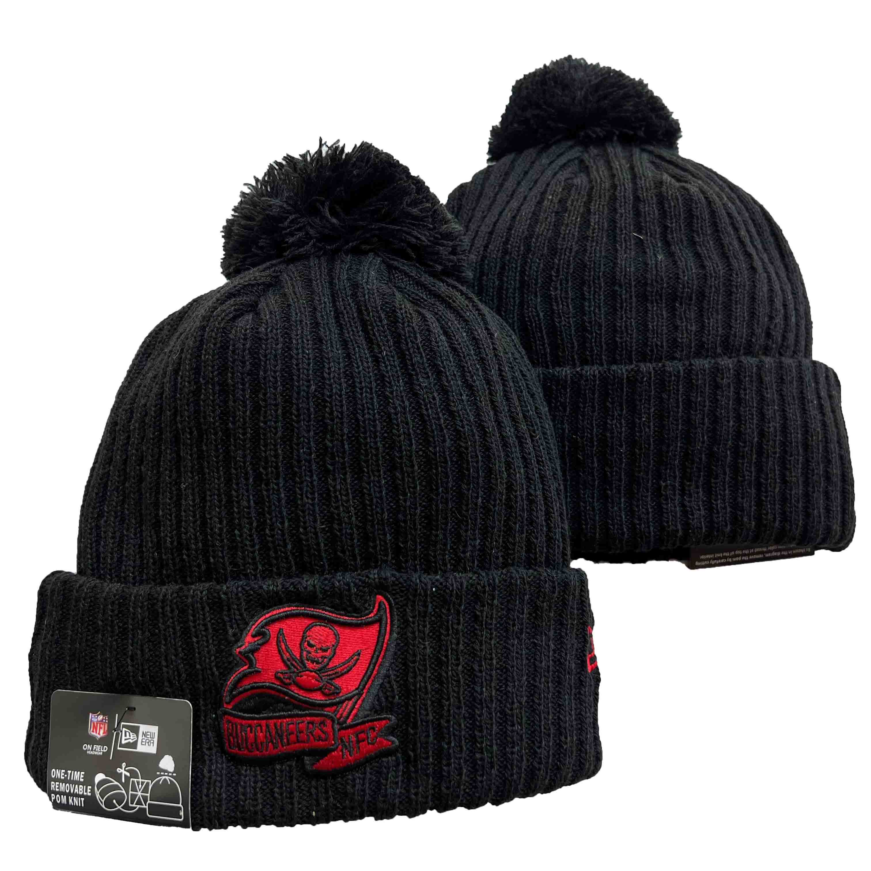 TAMPA BAY BUCCANEERS KNIT HAT
