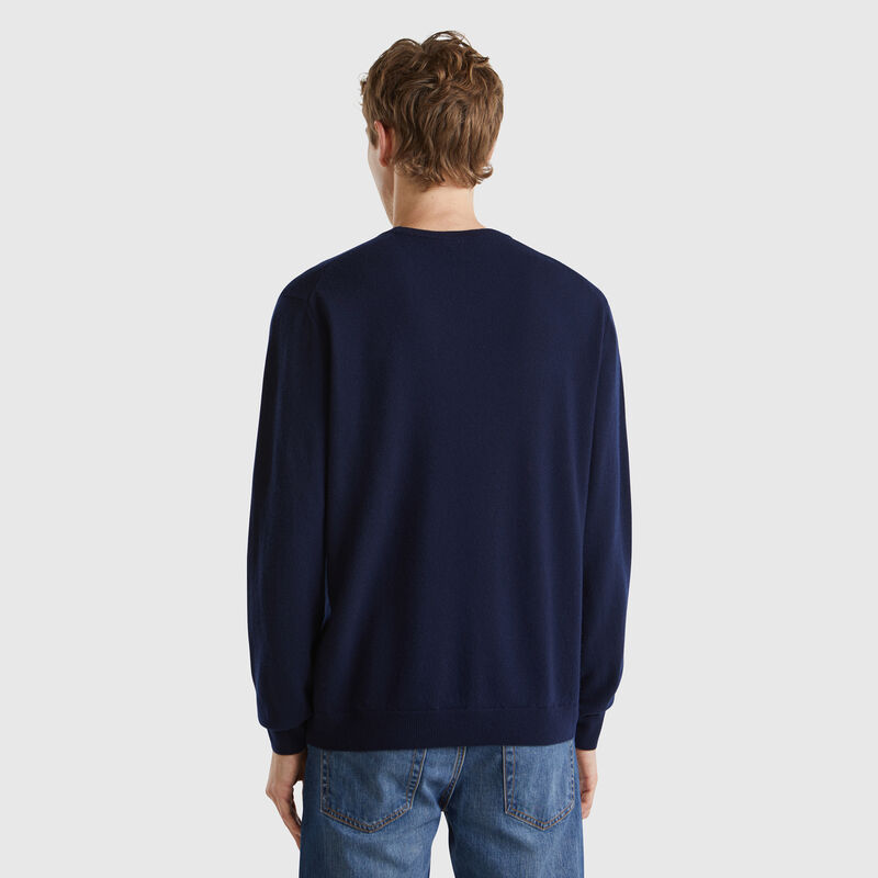 Midnight blue sweater in pure Merino wool