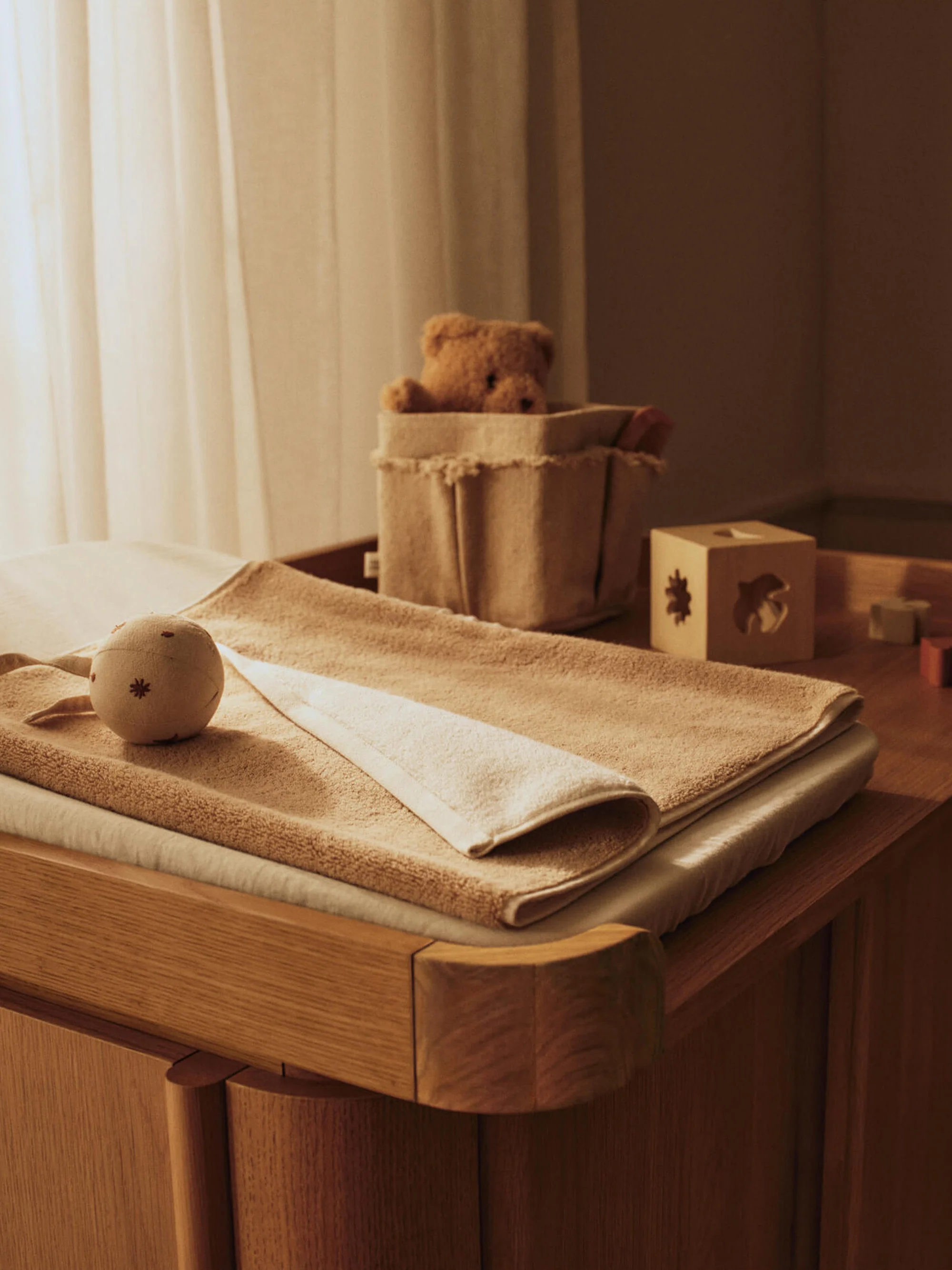 Holz-Wickelkommode Tilu