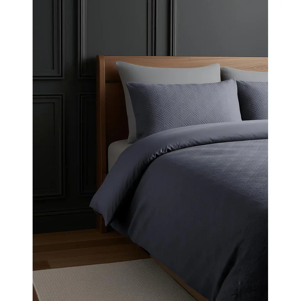 Dekbedovertrek Milano 240x220 �?Fluweelzacht Uni Design �?Antraciet