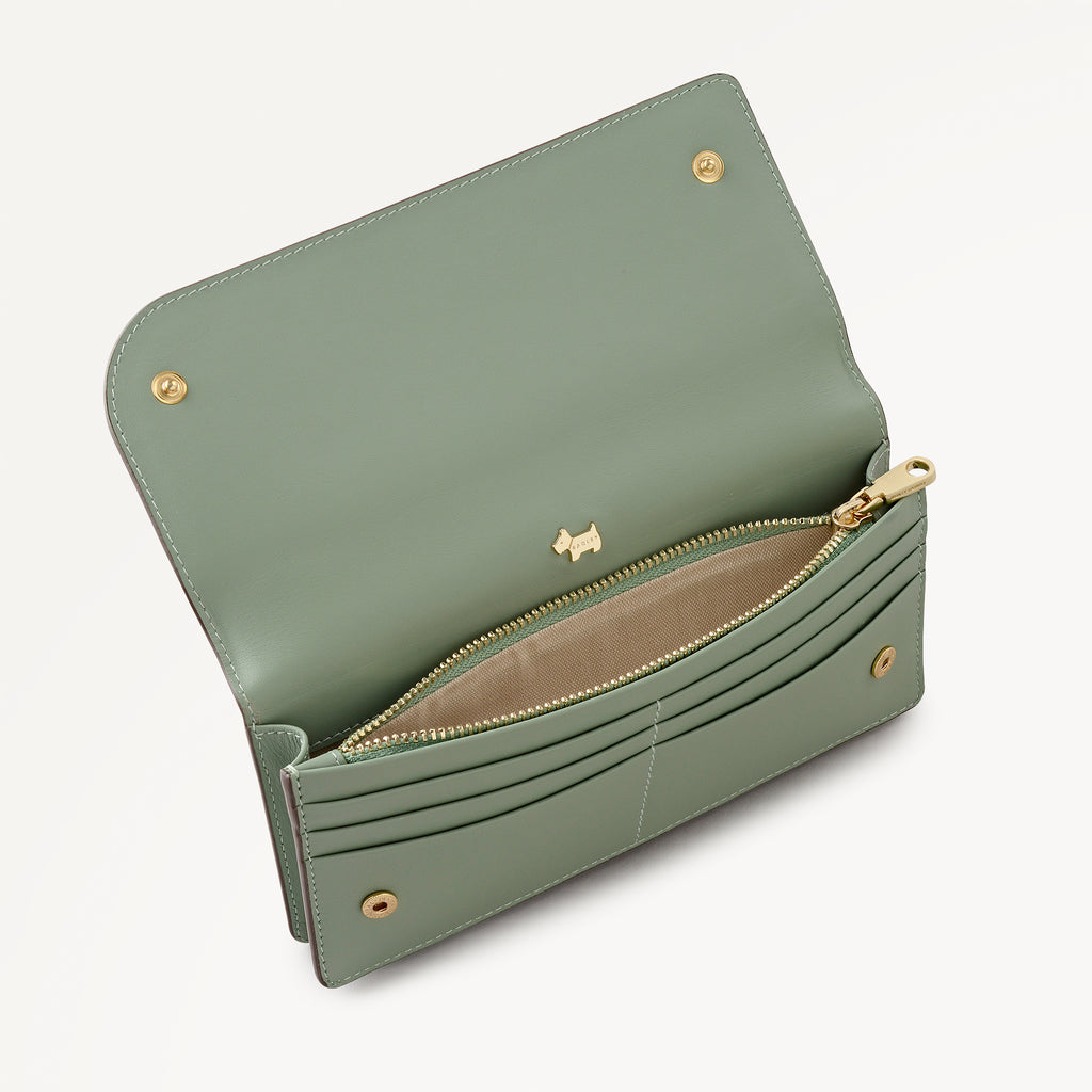 Pockets - Large Bifold Purse