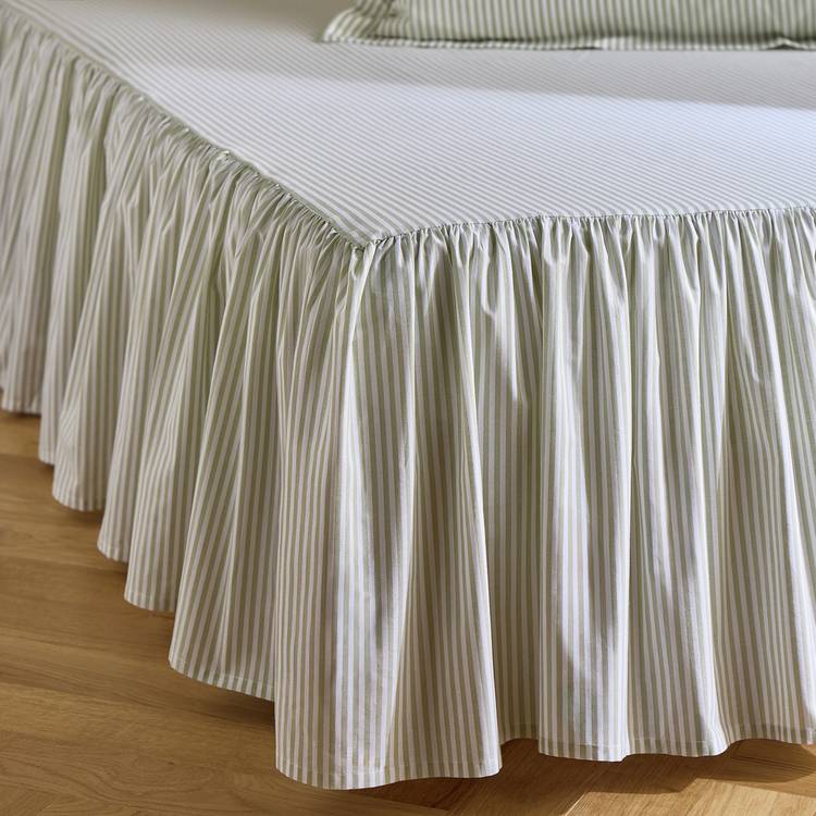 Habitat Oxford Printed Stripe Green Valance Sheet - Single