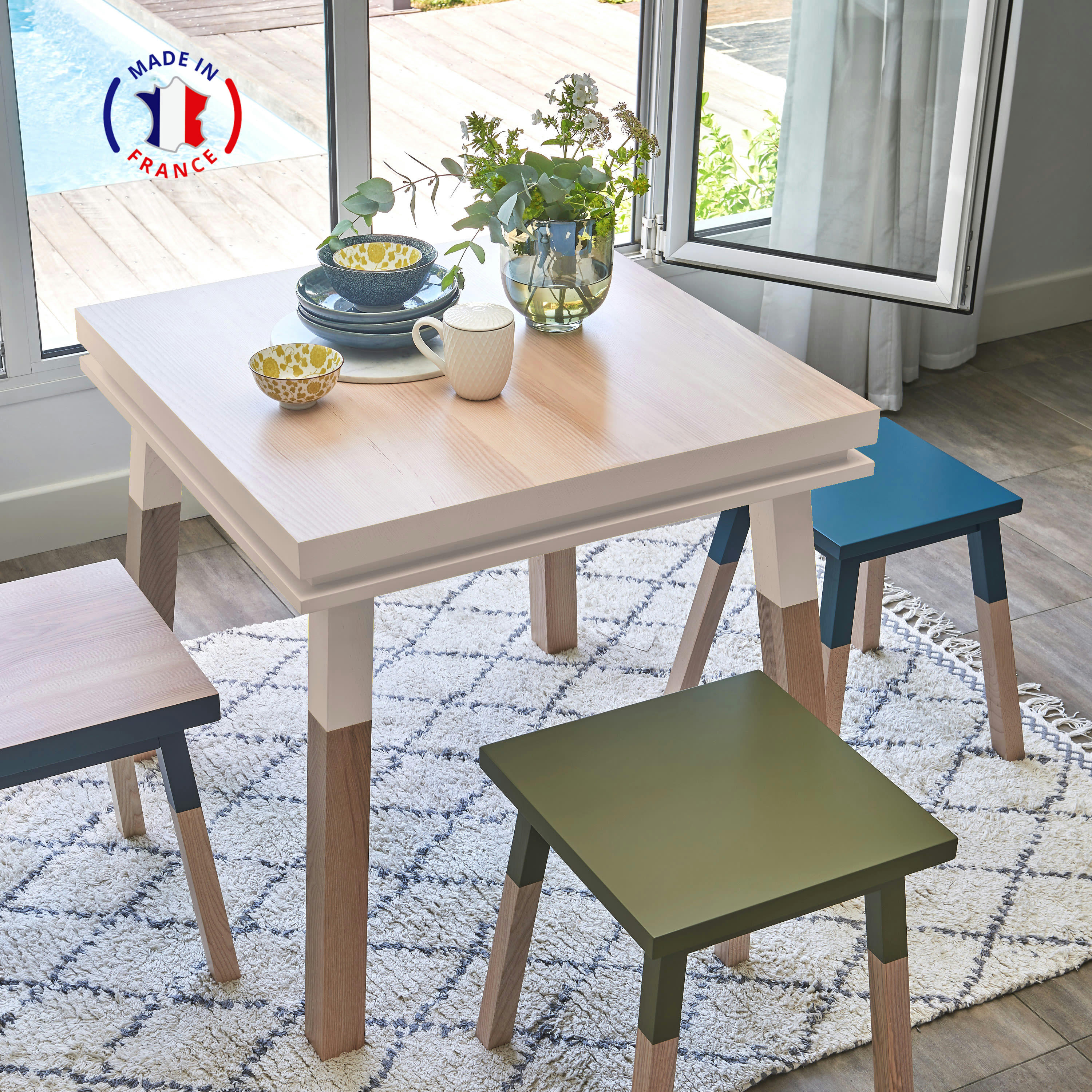 EGEE - Table de cuisine carrée avec tiroir 100 cm, 100% frêne massif