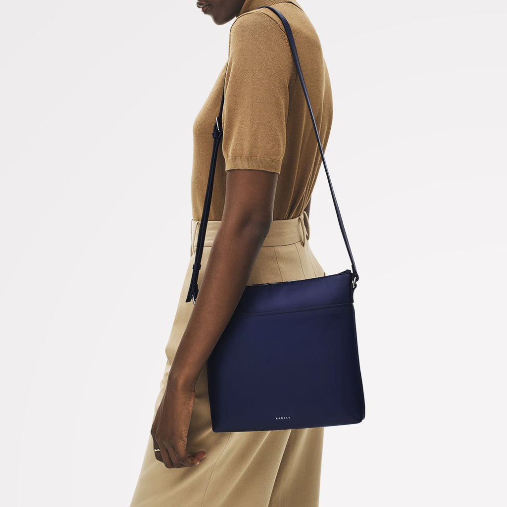 Pockets - Large Ziptop Ns Cross Body