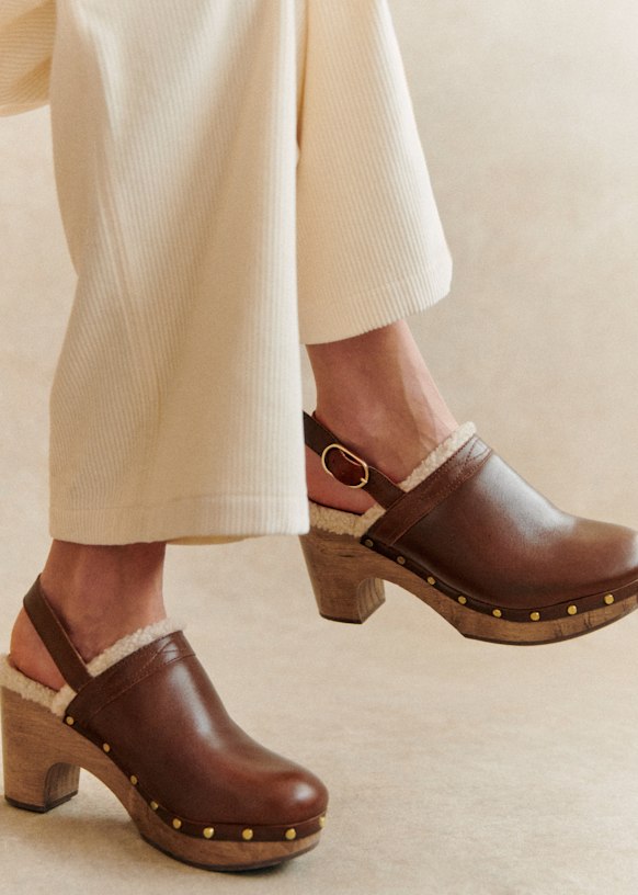 Taylor Clogs