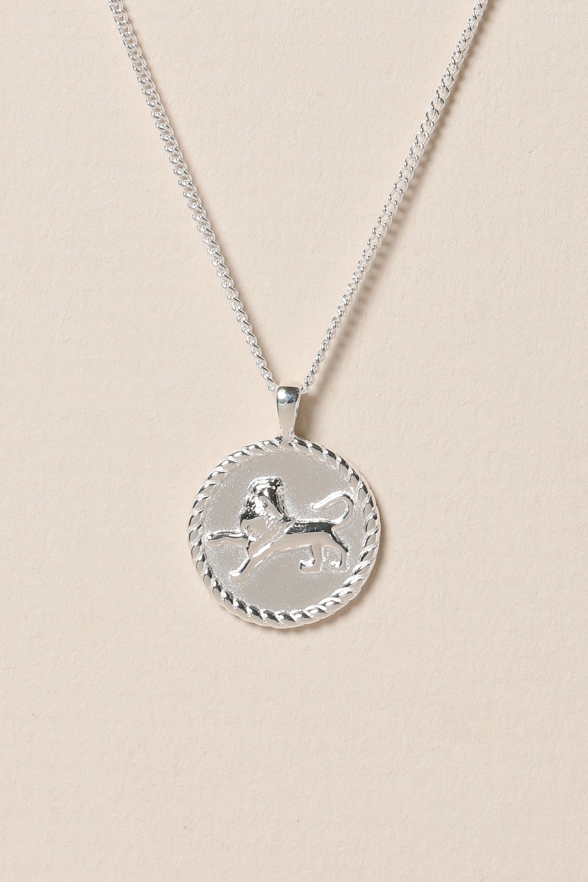 Simply Silver Sterling Silver 925 Zodiac Pendant - Leo
