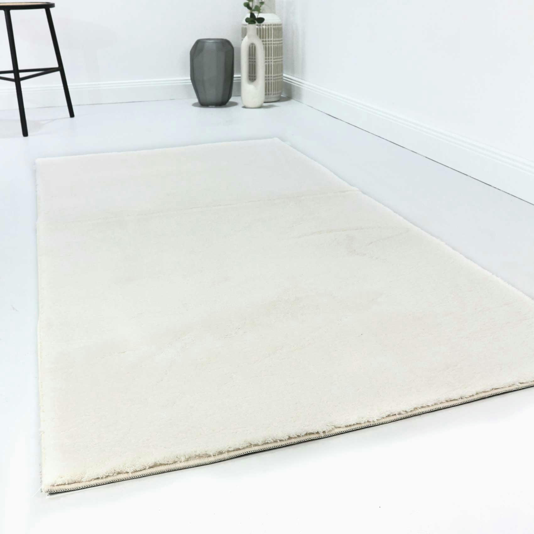LAGO - Tapis tufté mèches rases blanc cassé crème 120x170