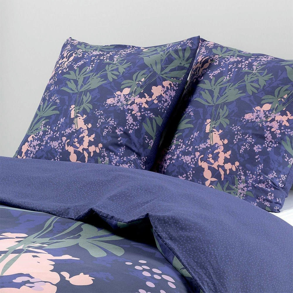- Parure de couette 100% coton 57 fils imprimée 240x220 2 taies