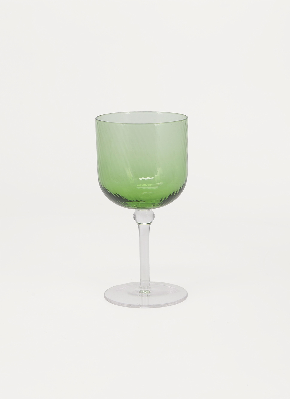VERRE STRIÉ à PIED vert