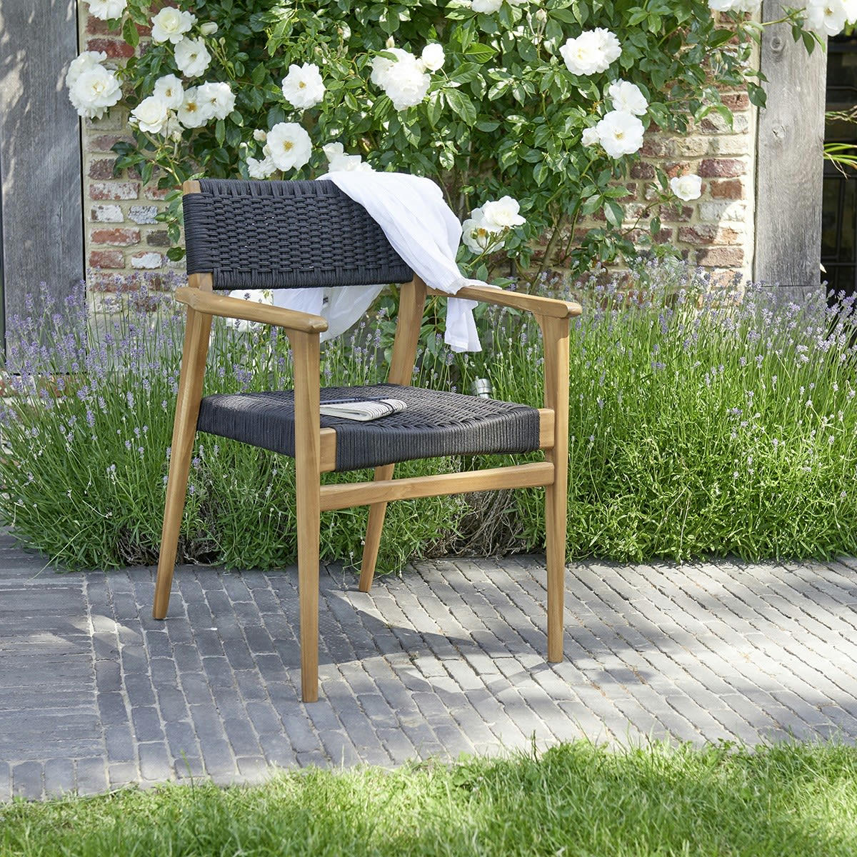 ESTHER - Fauteuil de jardin en teck massif et cordage noir