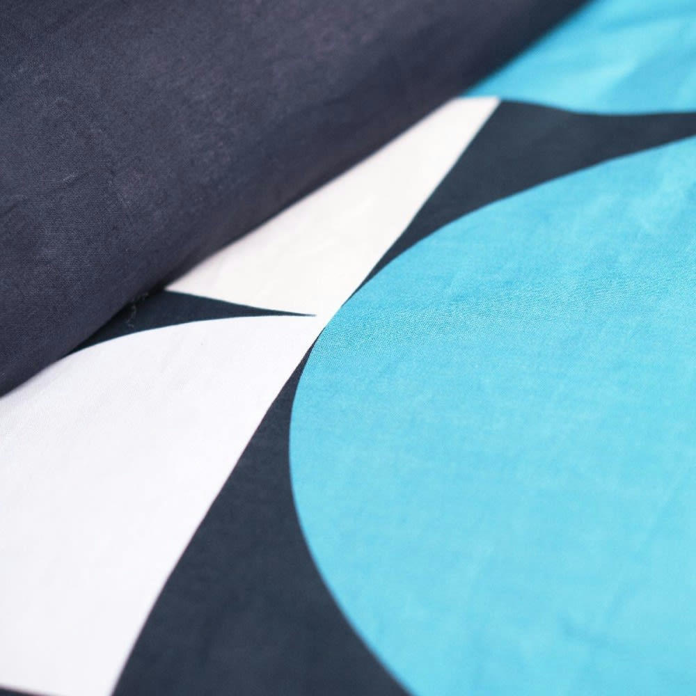 - Parure de couette 100% coton 57 fils imprimée 260x240 2 taies