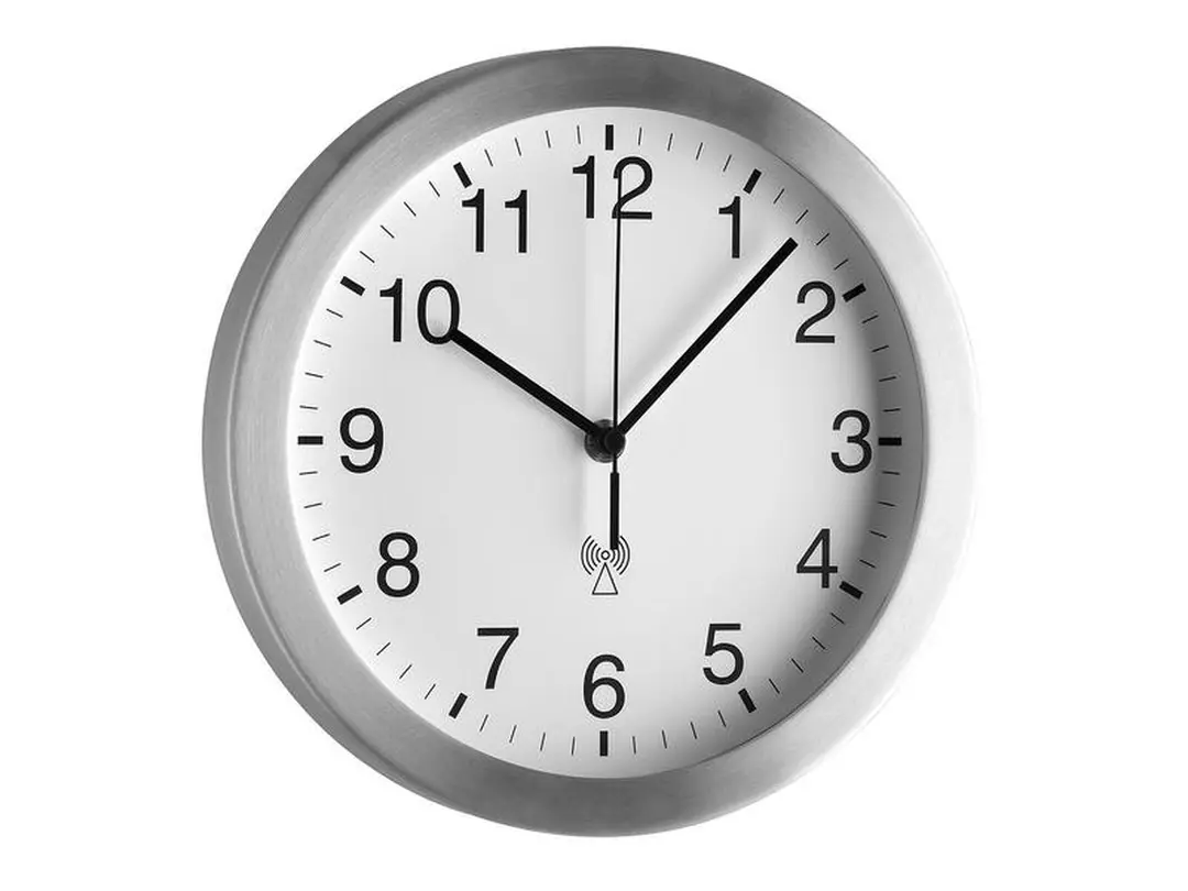 Wanduhr TFA