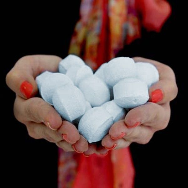 KDMD 1.3Kg Box of Chill Pills (Mini Bath Bombs) - Baby Powder