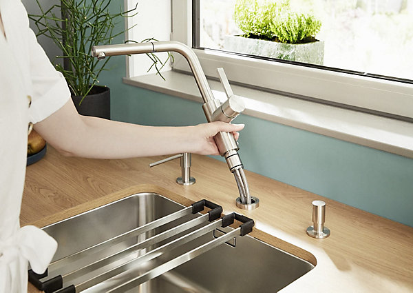 MITIGEUR AVEC DOUCHETTE BLANCO 526180