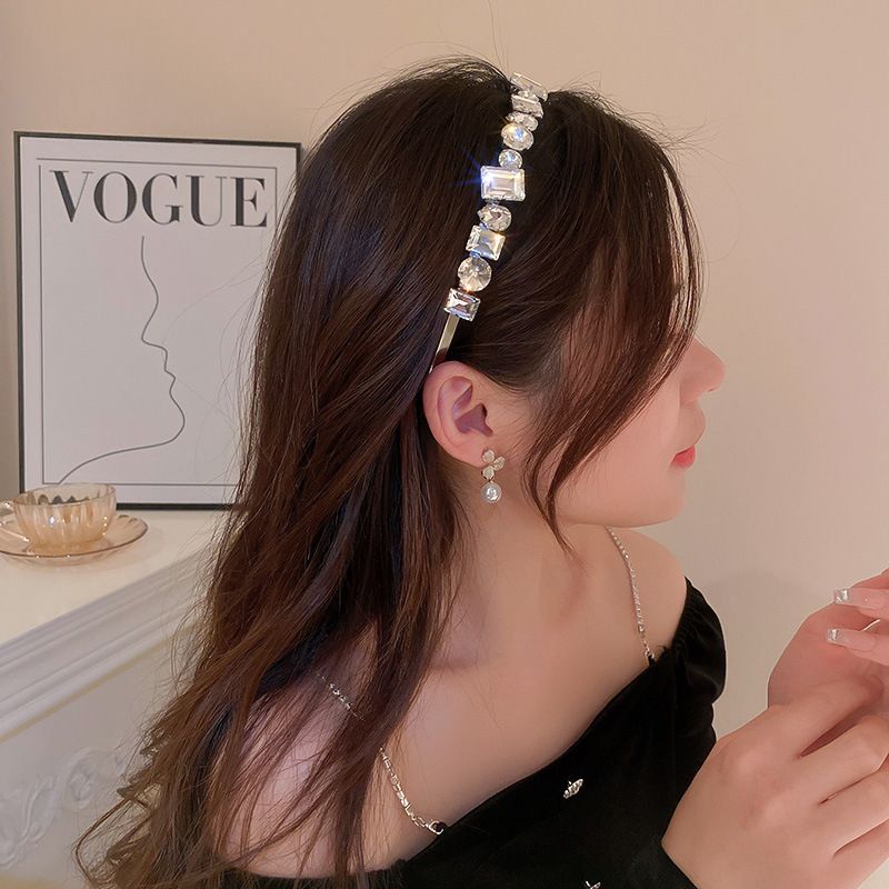 PEACH ACCESSORIES Glamour Gem Special Occassions Silver Headband