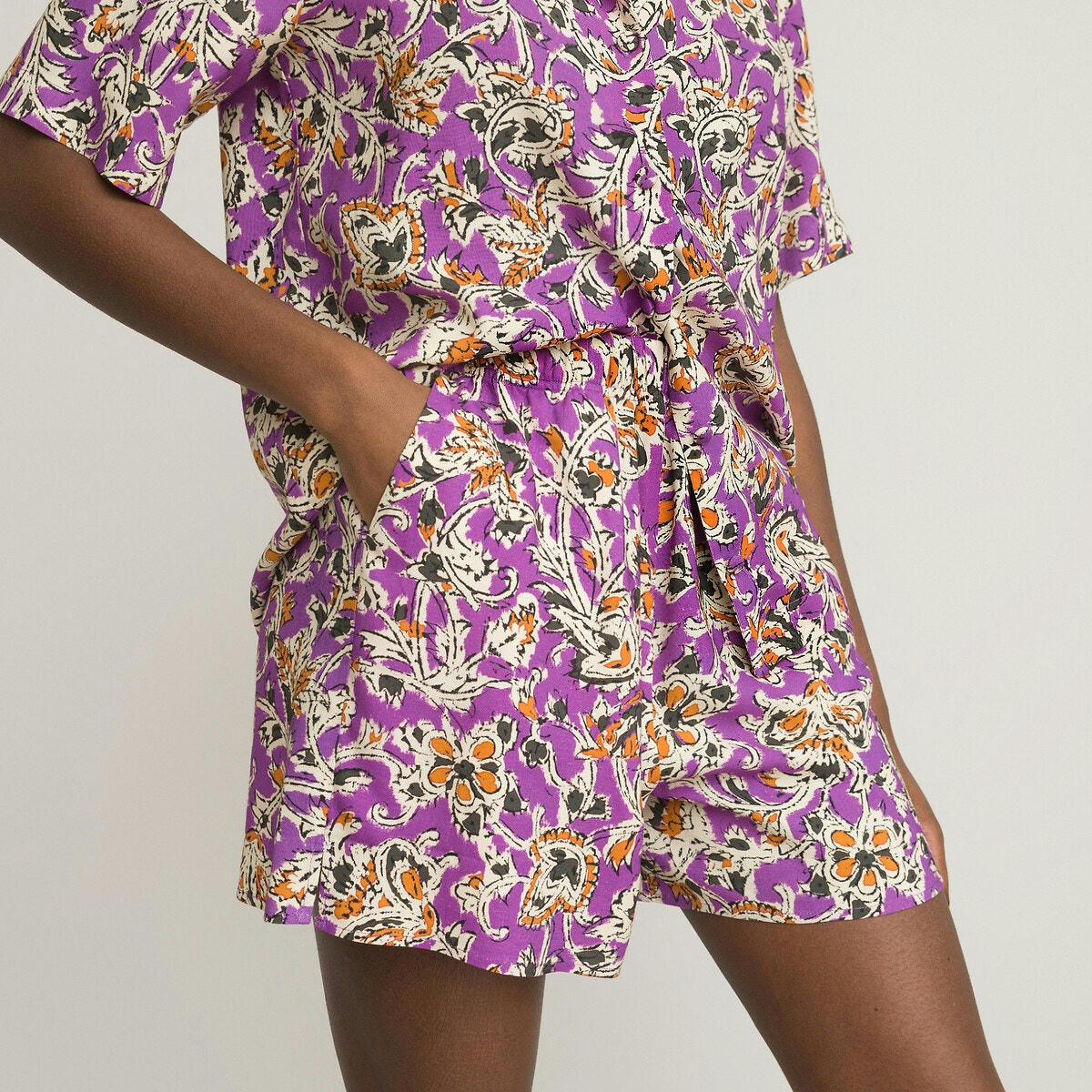 Short imprimé fleurs
