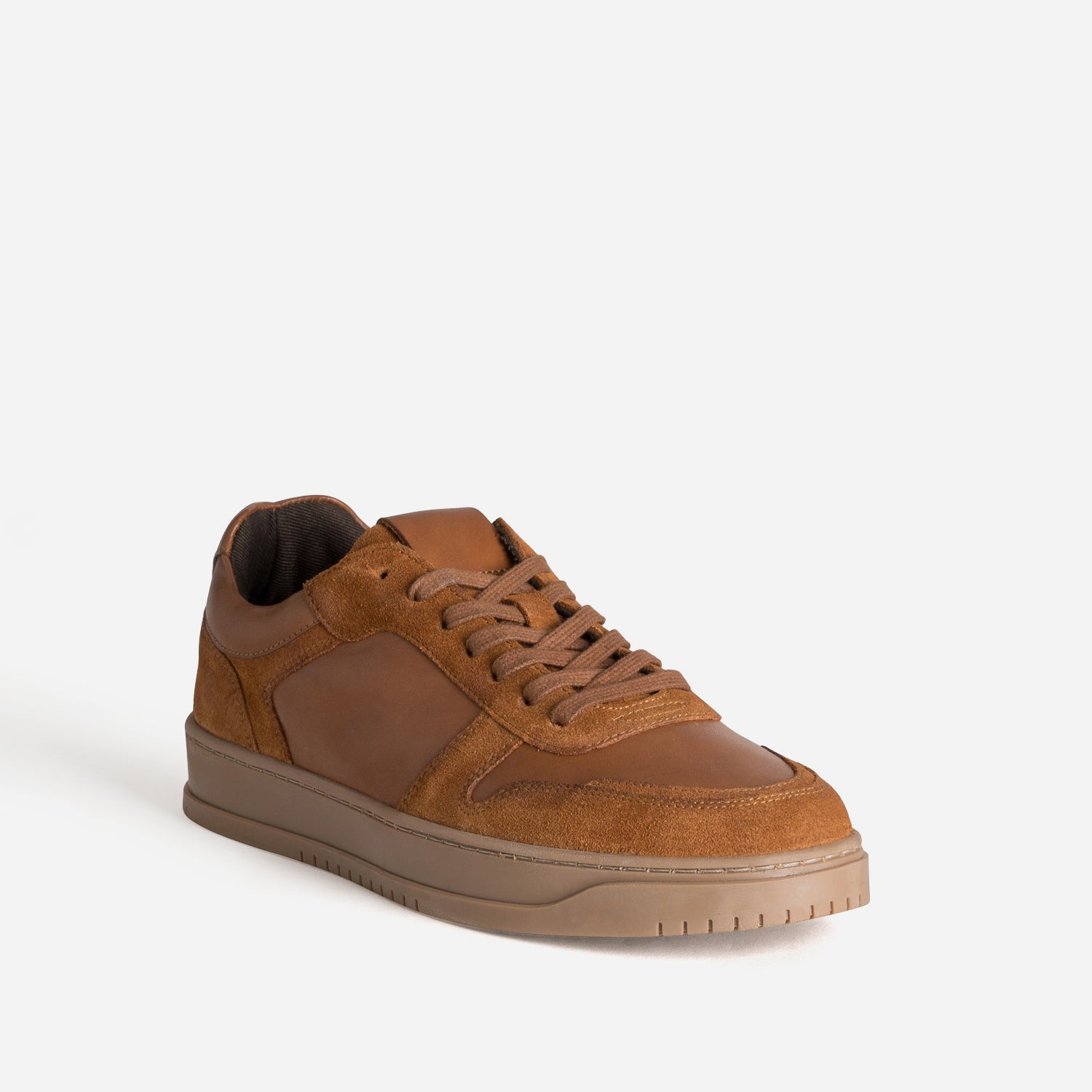 Tennis cognac cuir détails velours